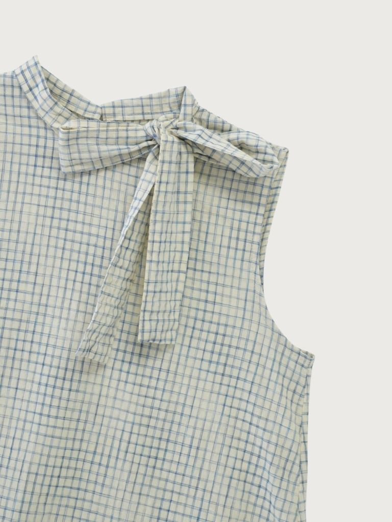 plaid sleeveless