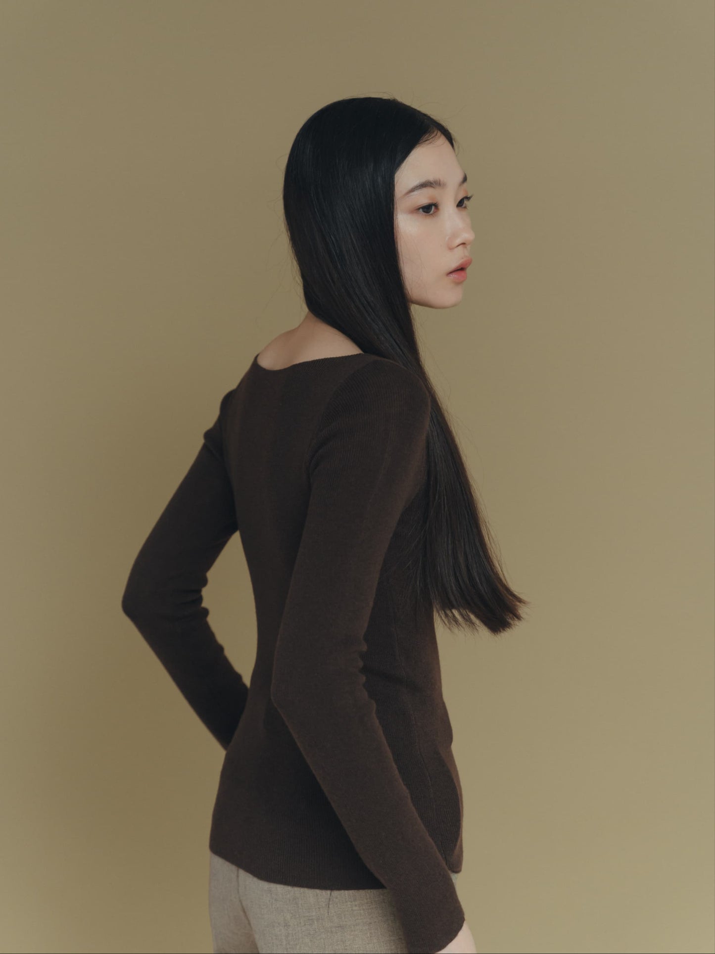 round basic tops