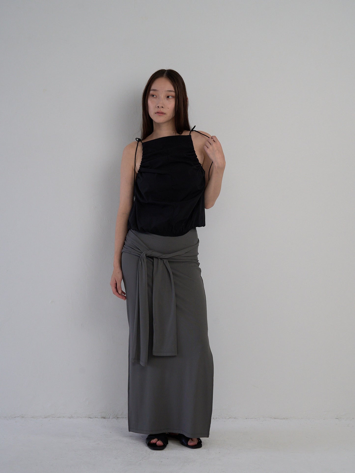 string shoulder wrinkle tops