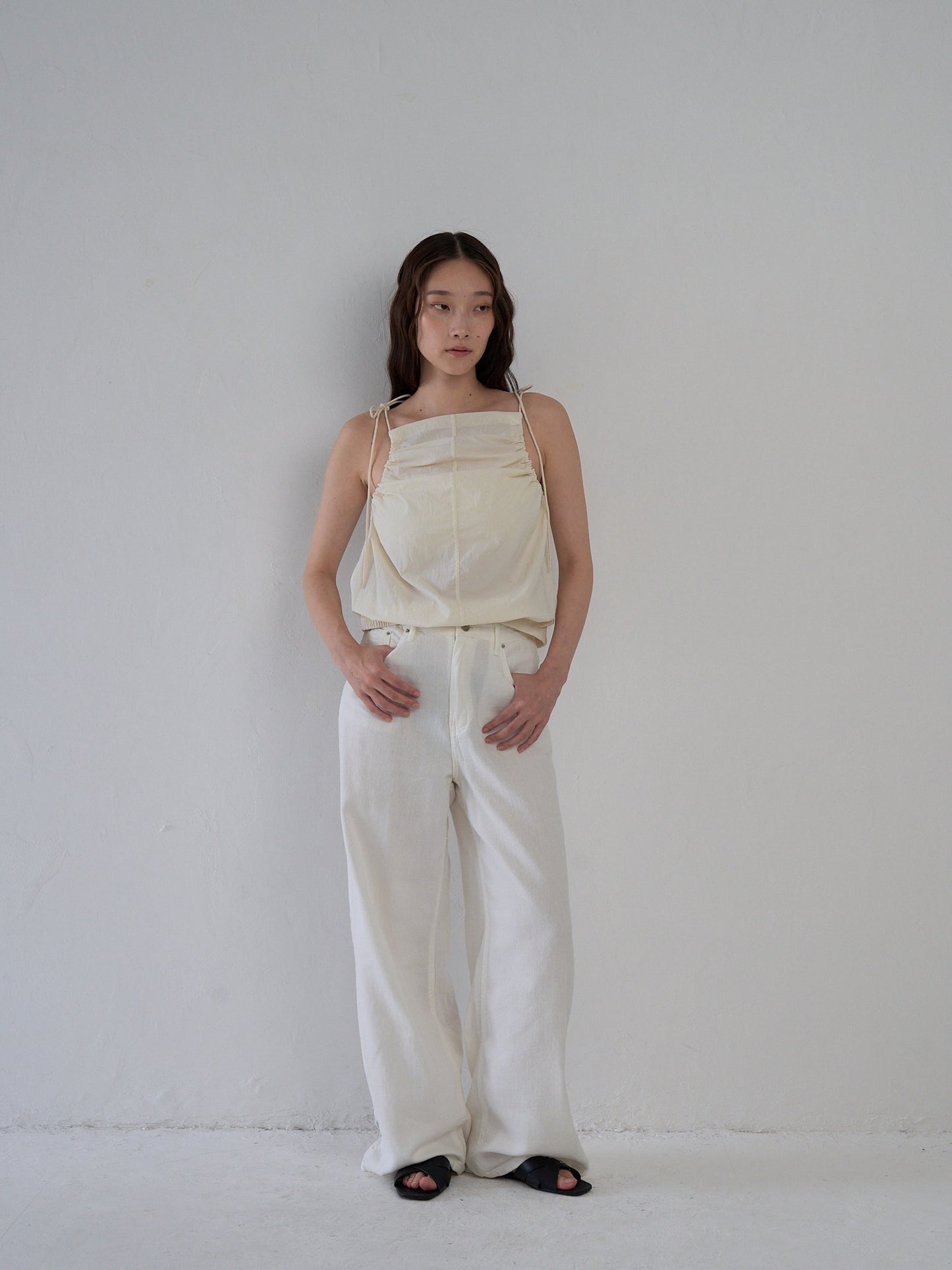 string shoulder wrinkle tops