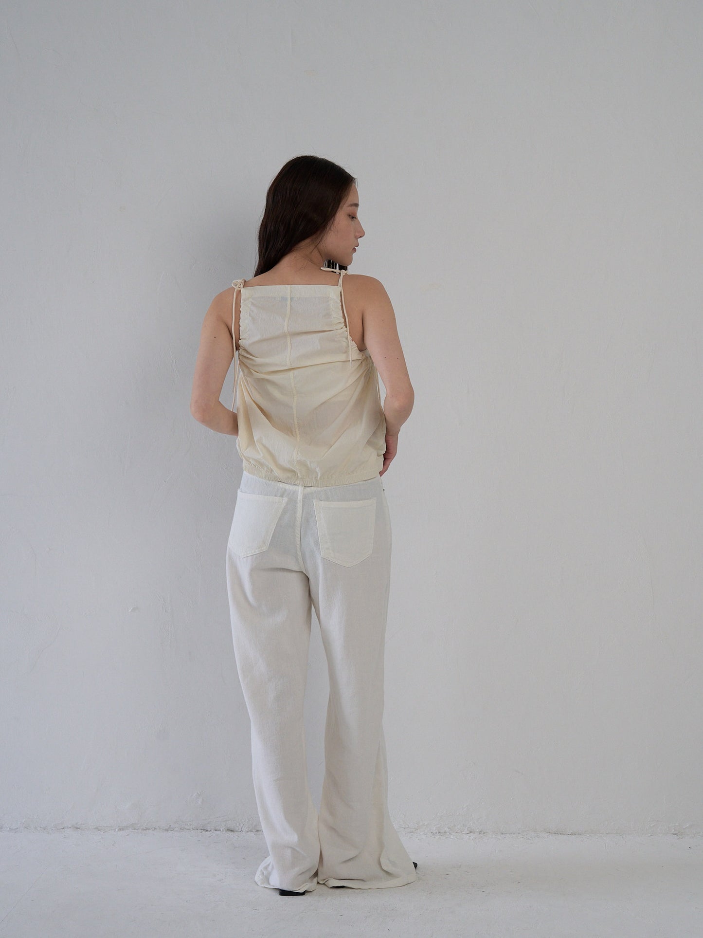 string shoulder wrinkle tops