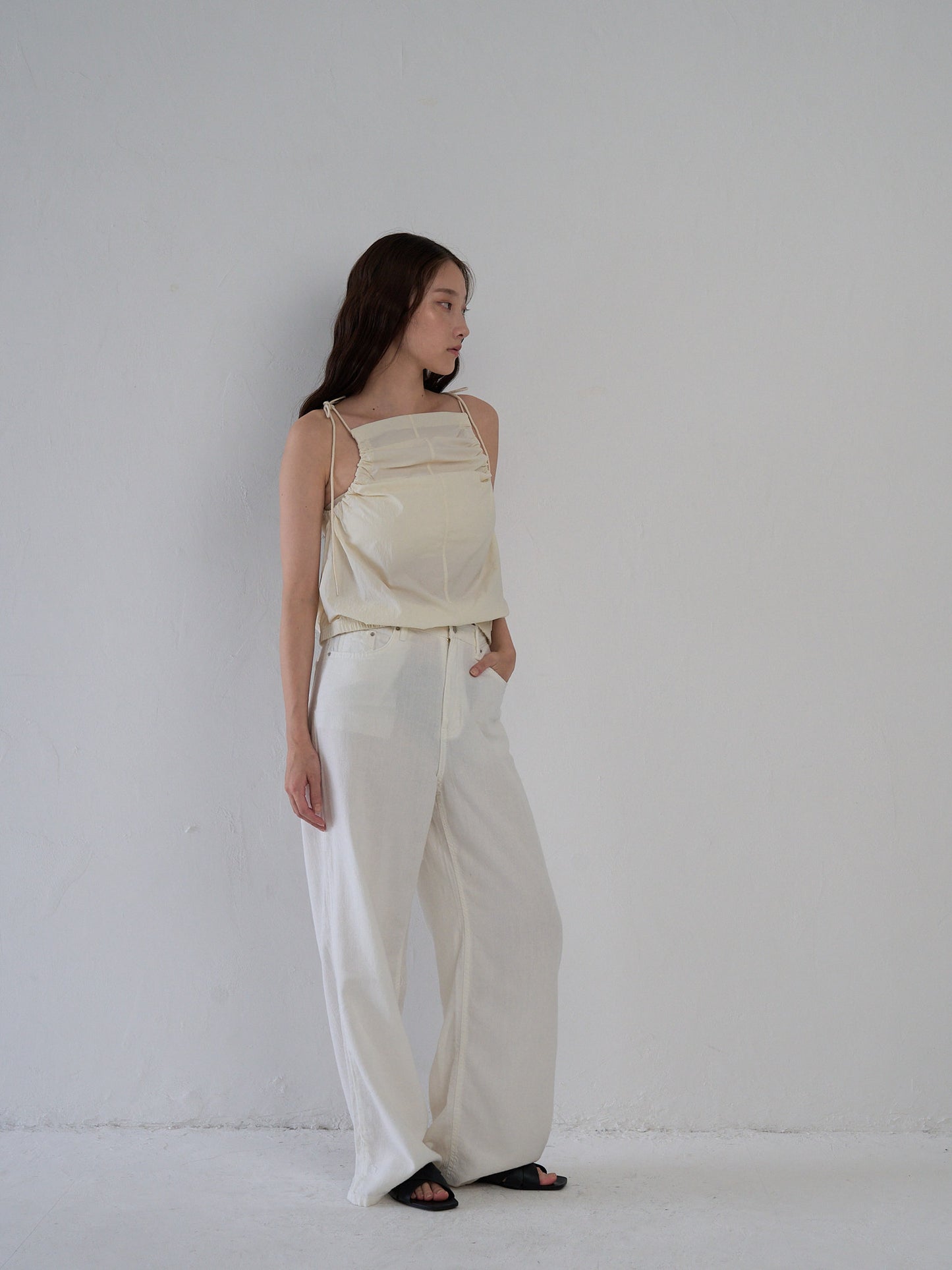 string shoulder wrinkle tops