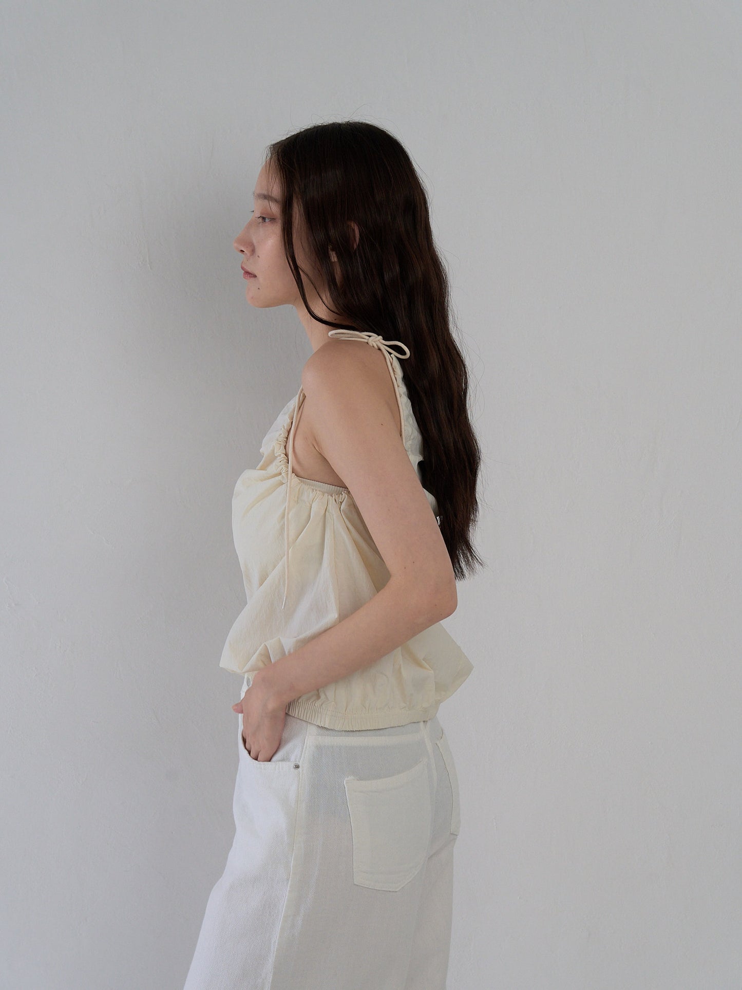 string shoulder wrinkle tops