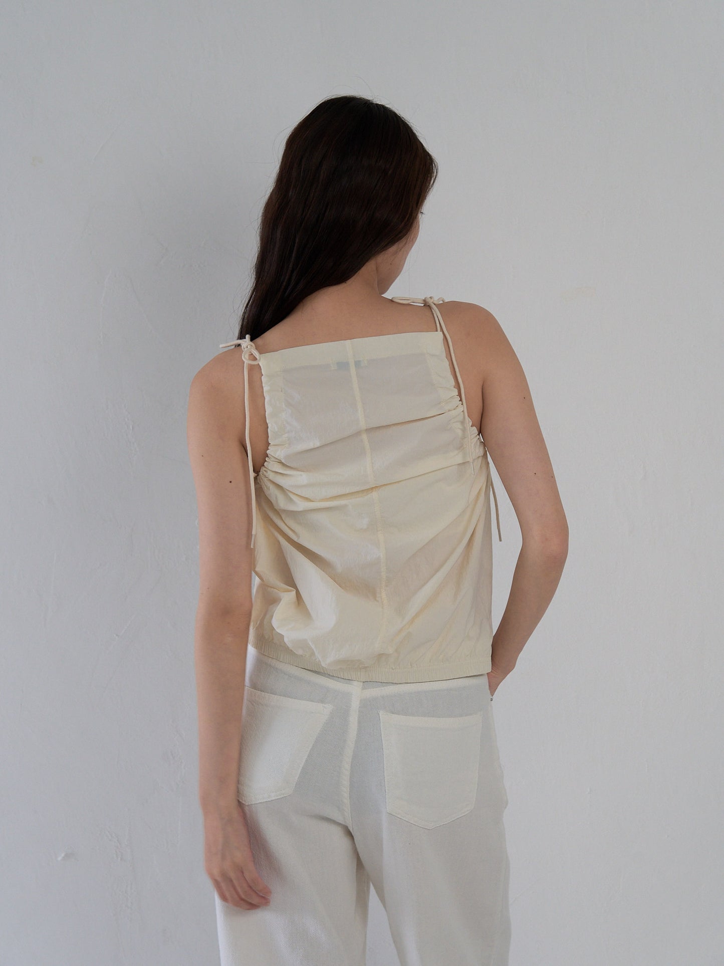 string shoulder wrinkle tops
