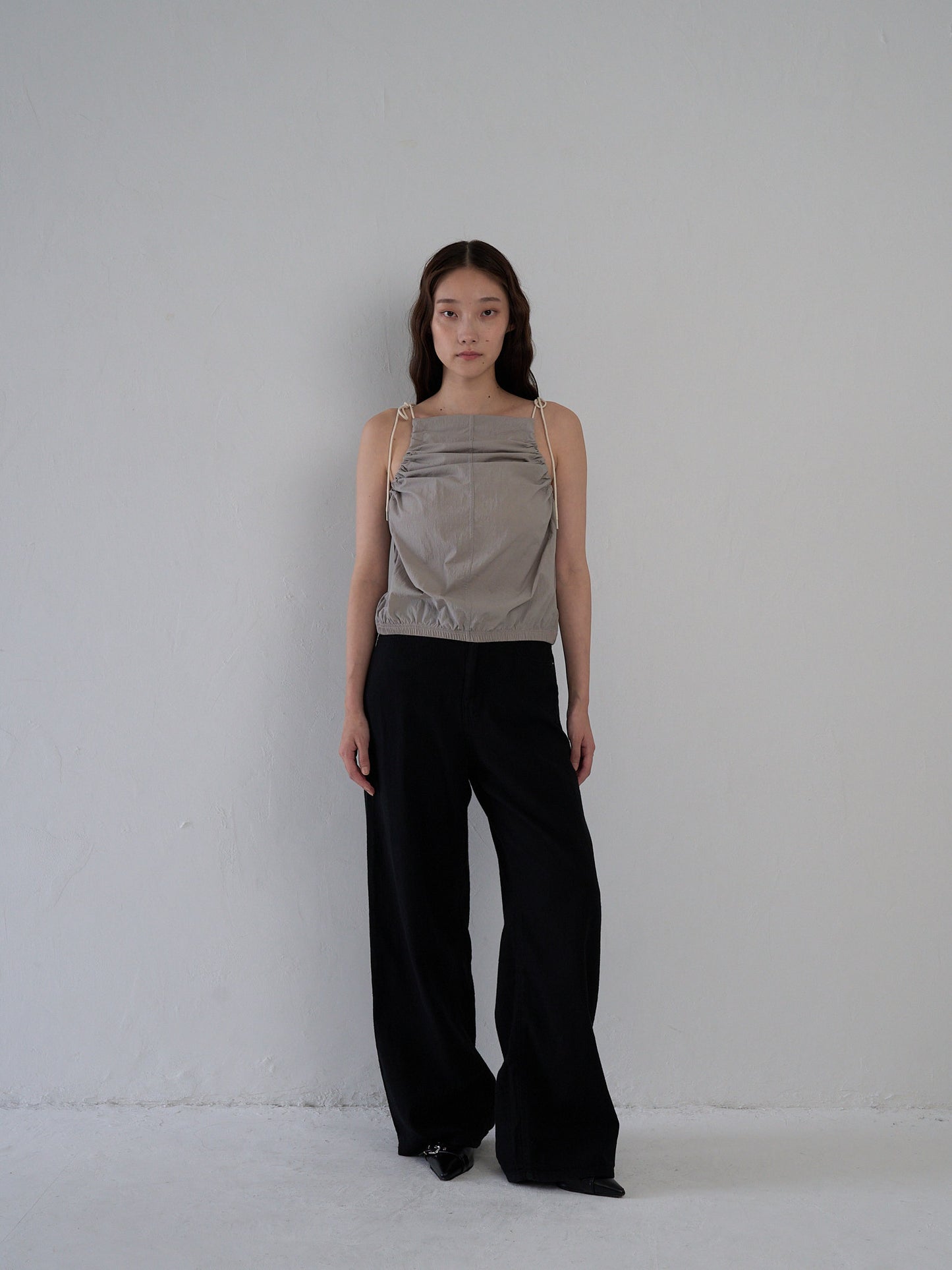 string shoulder wrinkle tops