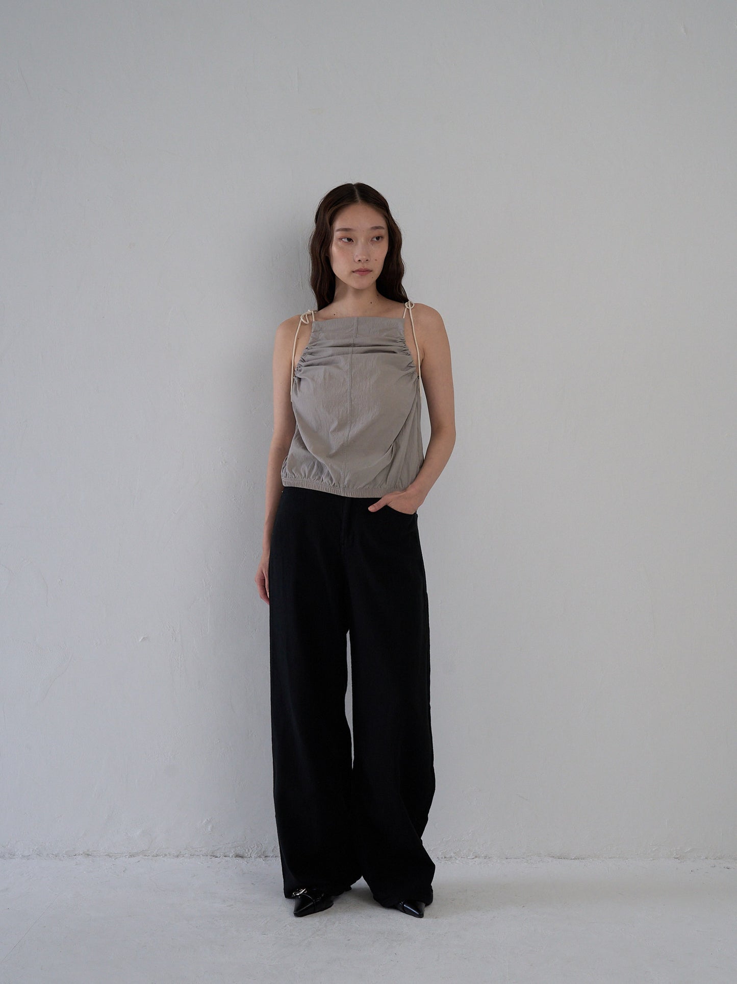 string shoulder wrinkle tops