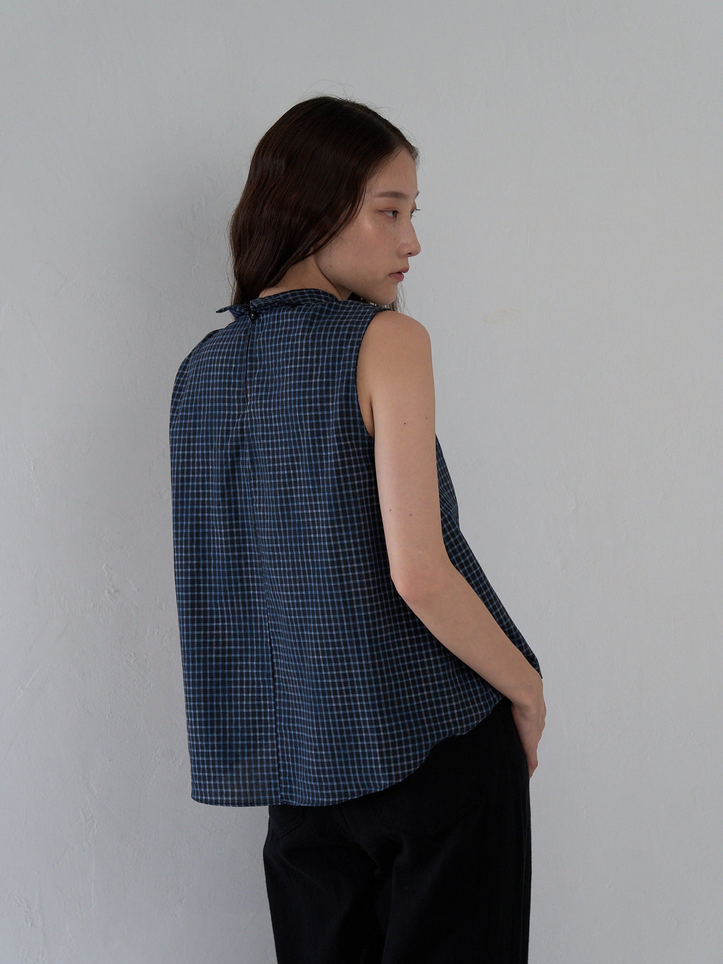 plaid sleeveless