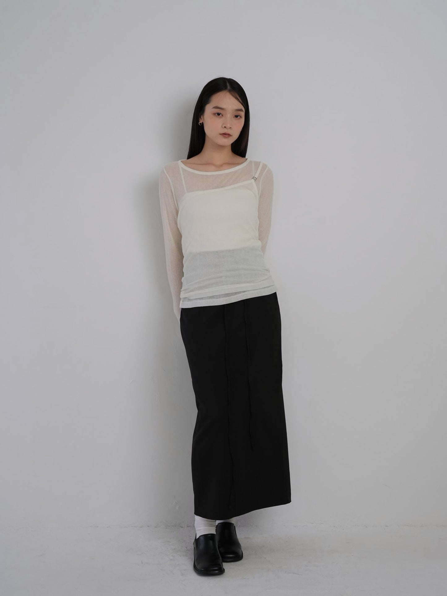 string straight skirt