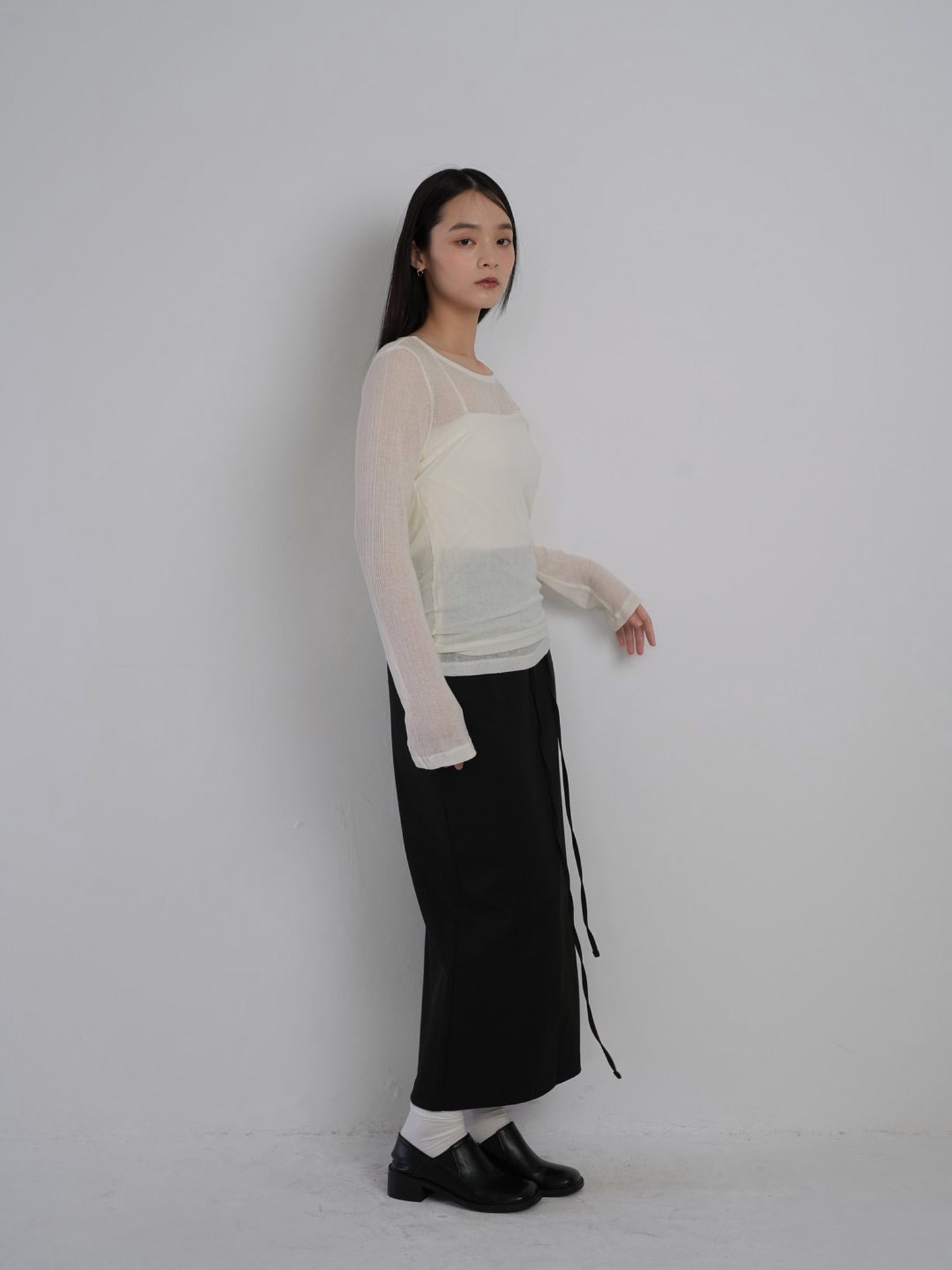 string straight skirt