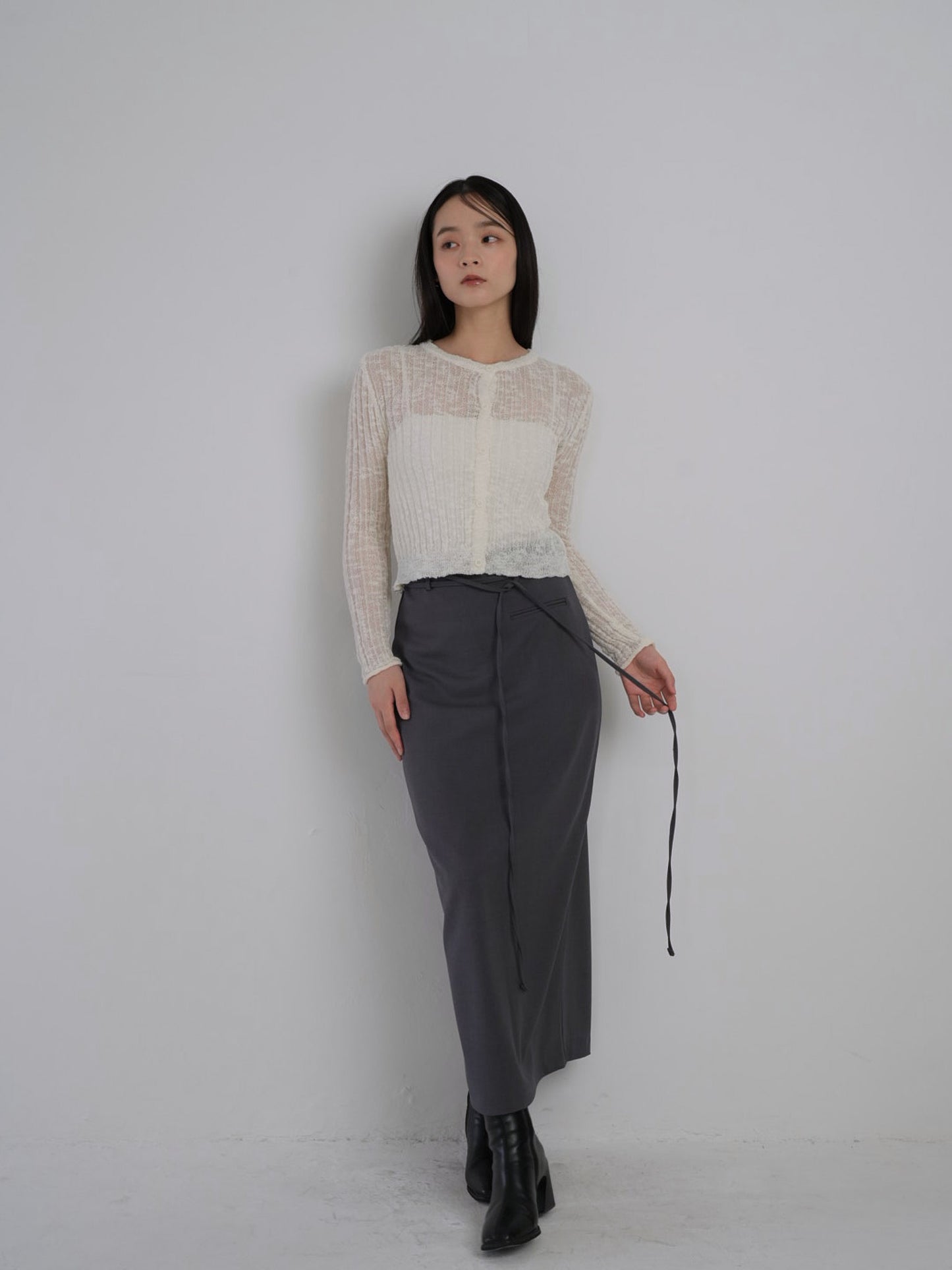 string straight skirt
