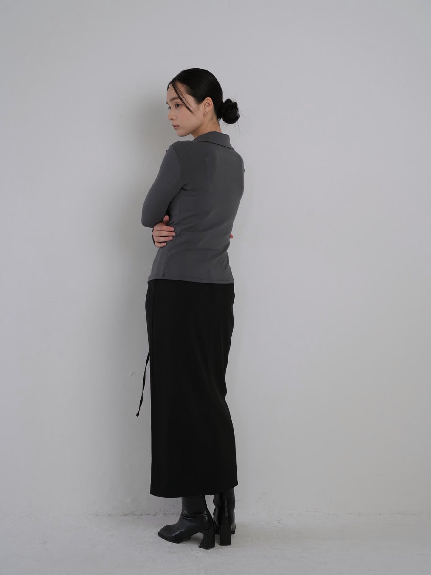 string straight skirt