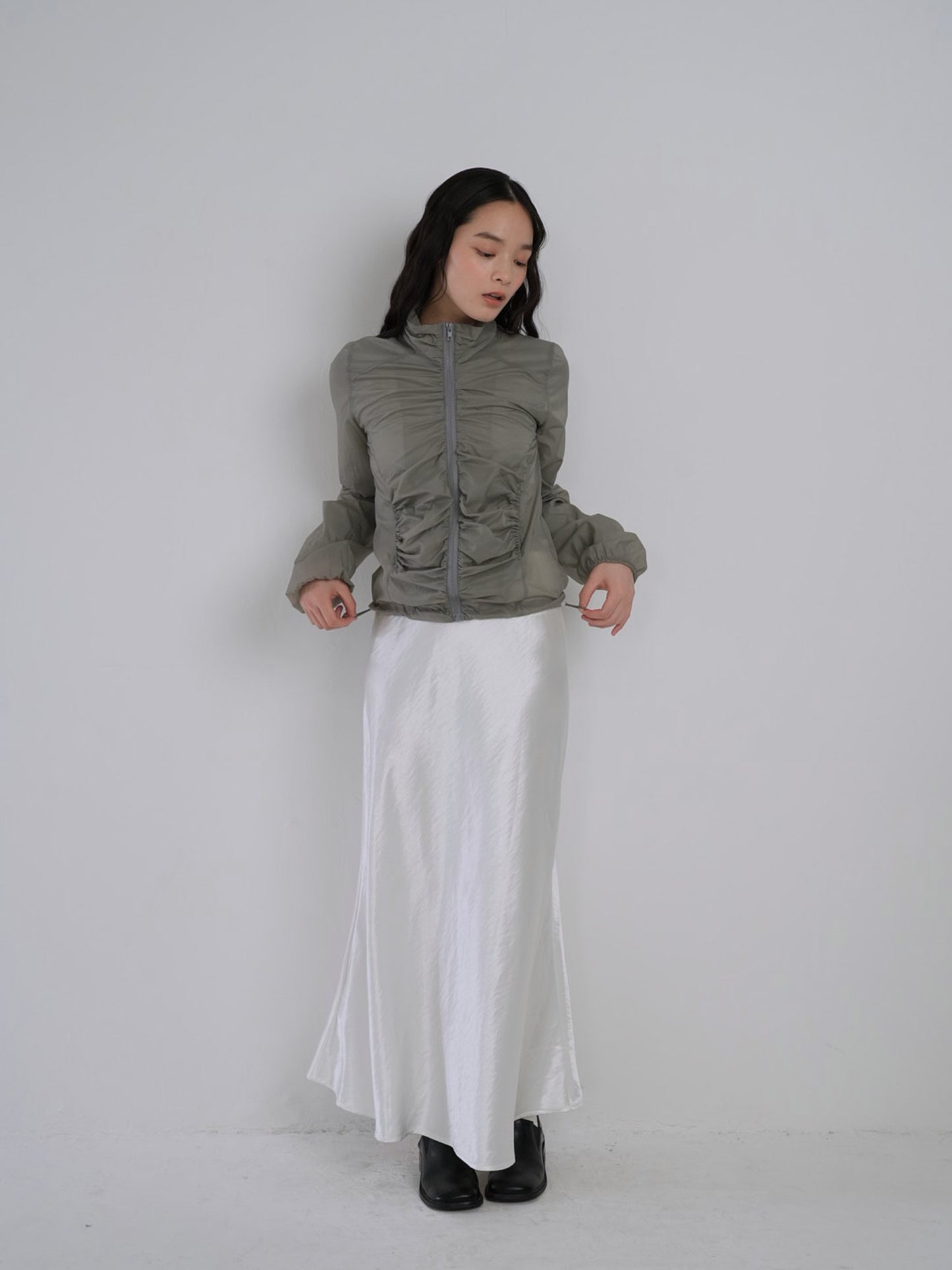shirring zip up windbreaker
