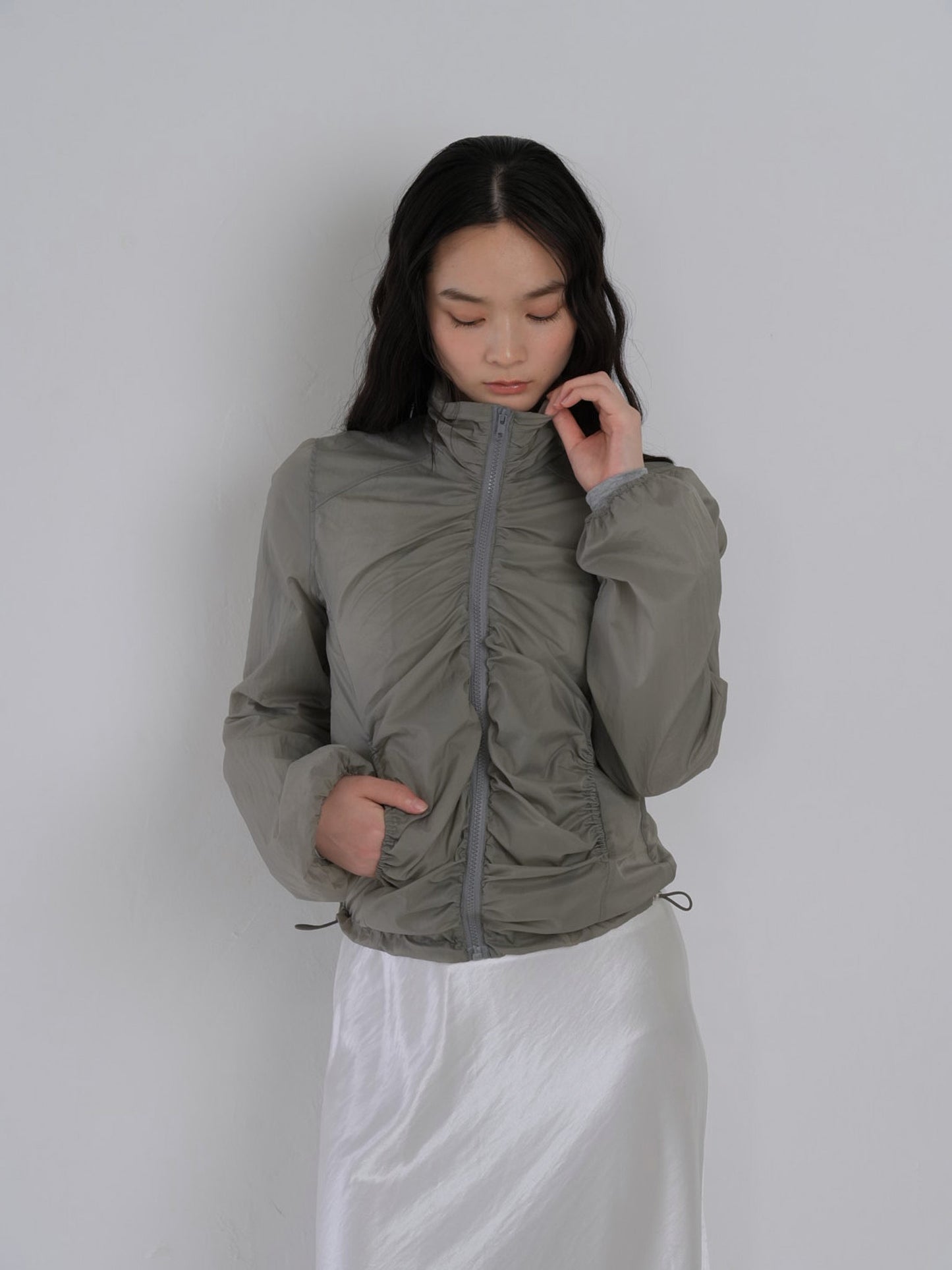 shirring zip up windbreaker