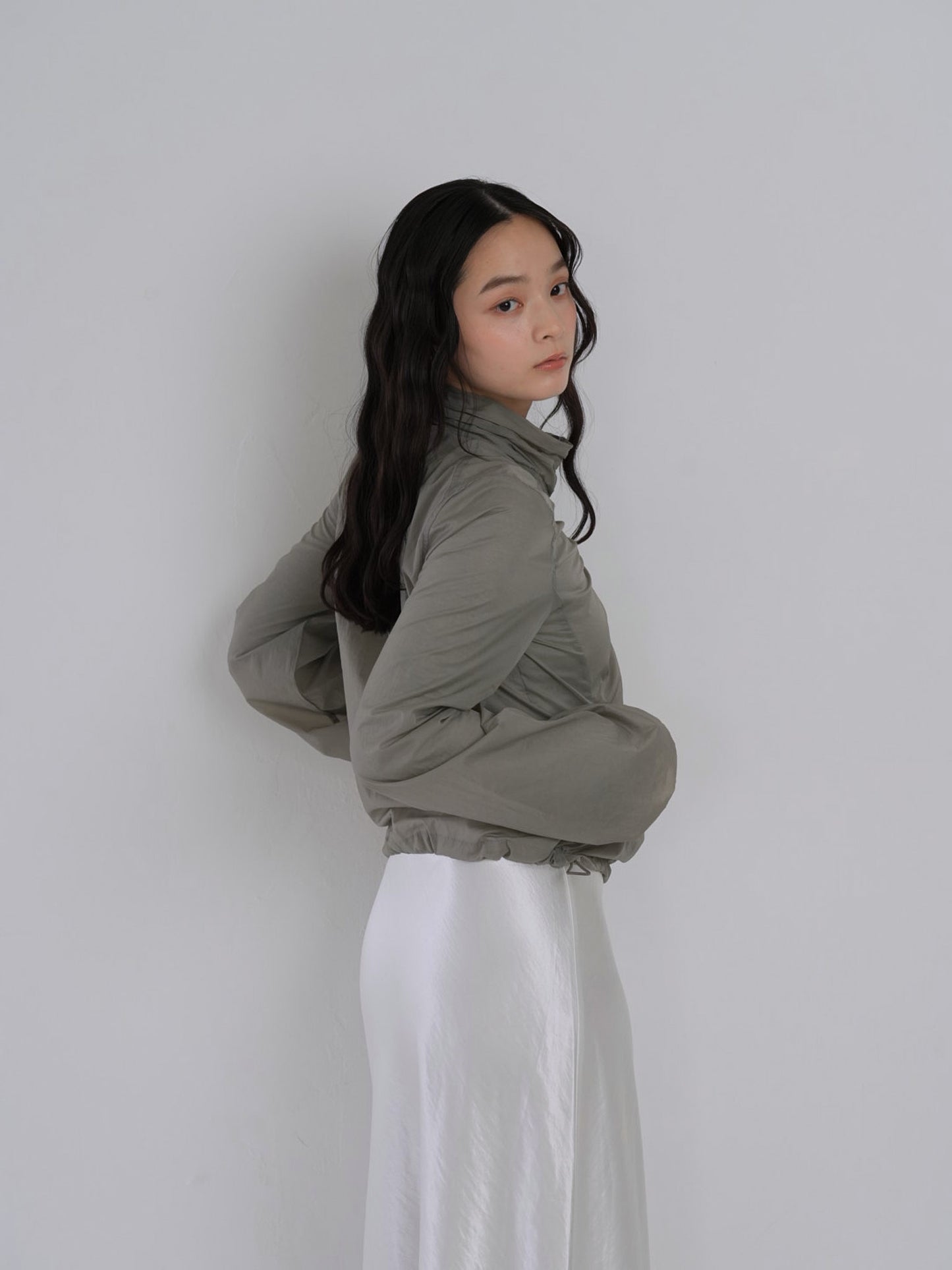 shirring zip up windbreaker