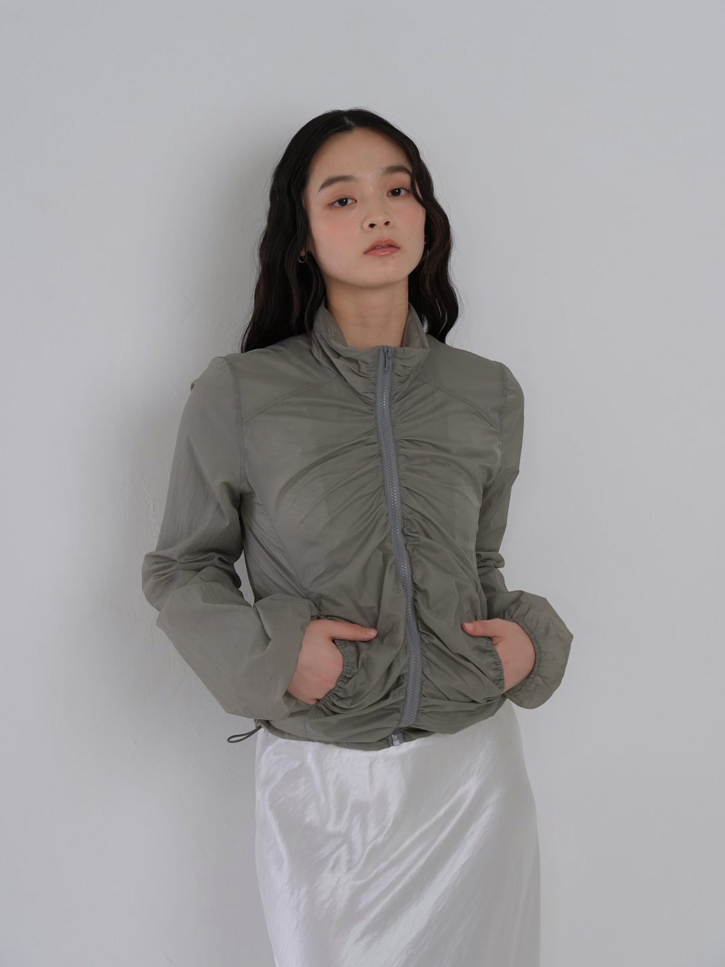 shirring zip up windbreaker