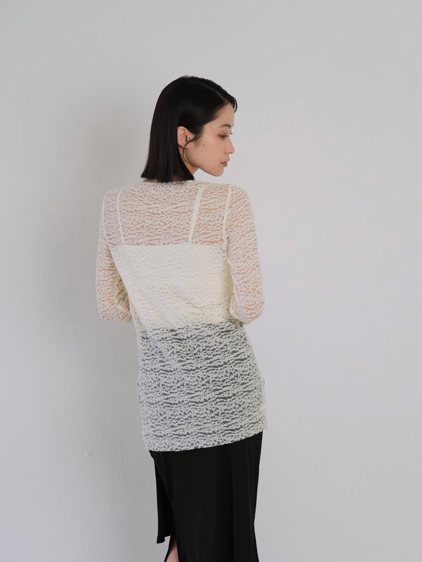 lace slit tee