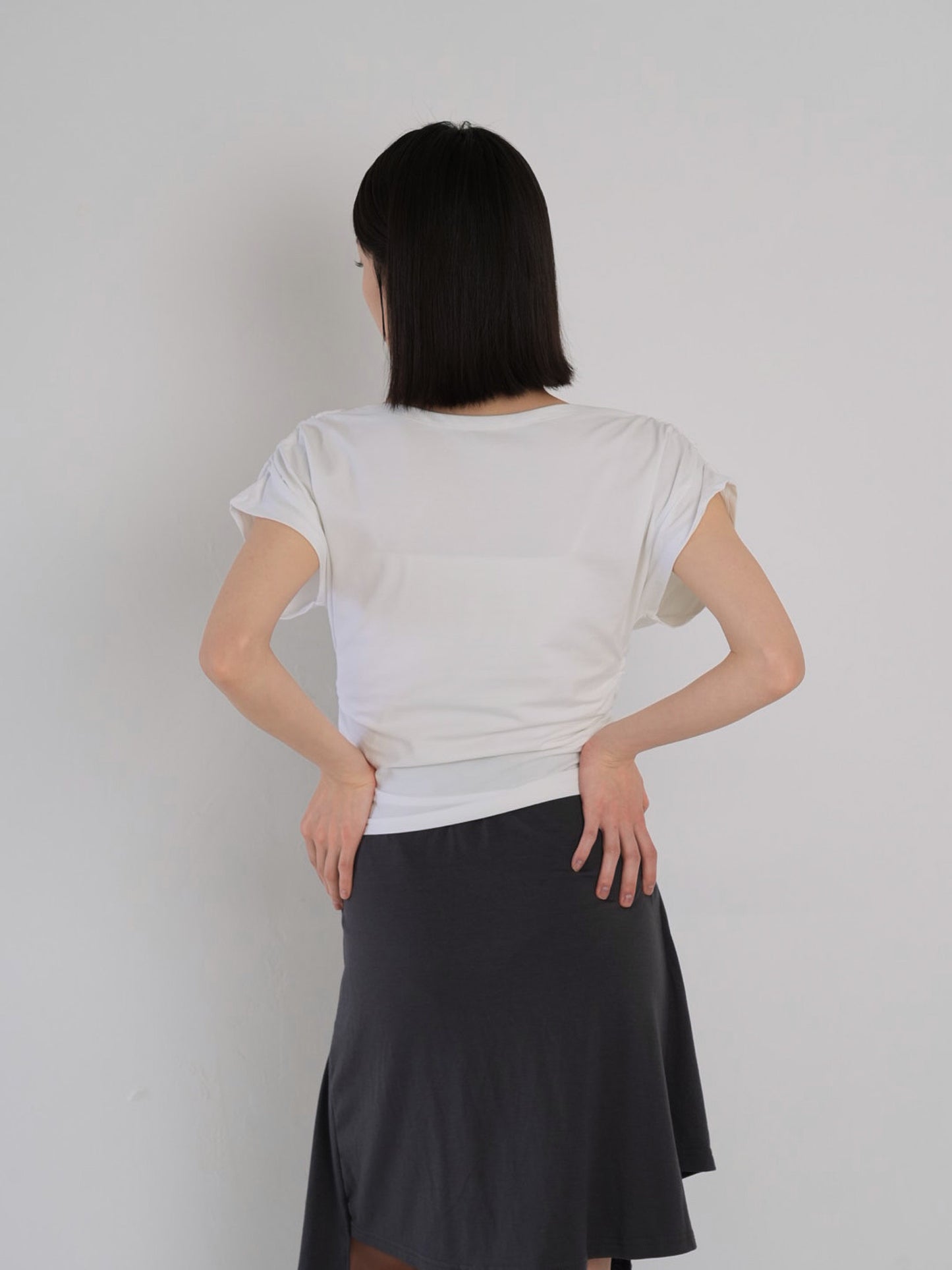 V shirring tee