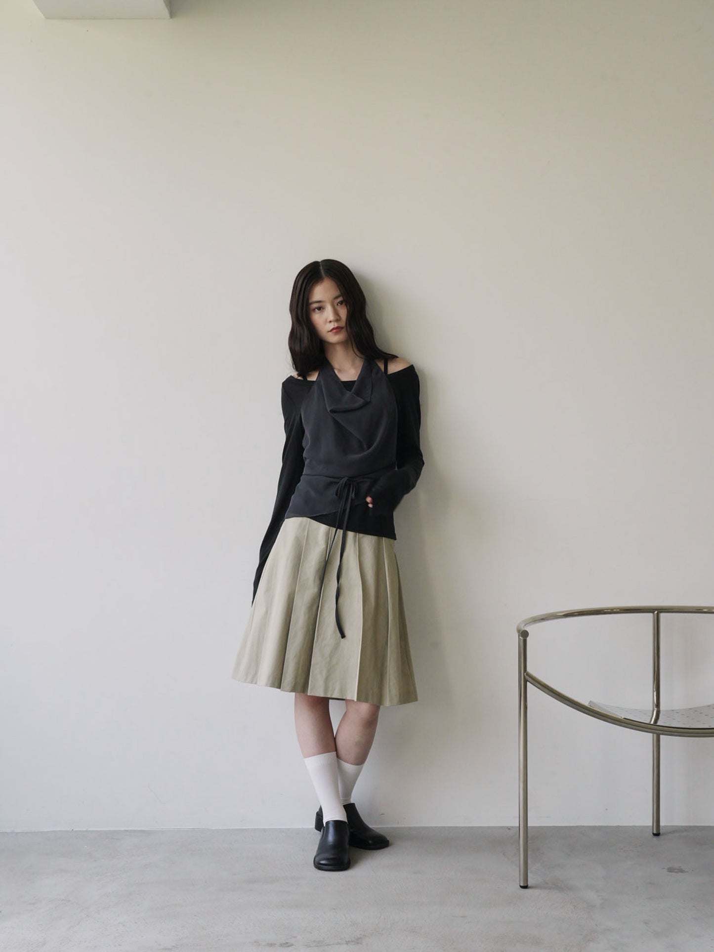 pleats midi skirt