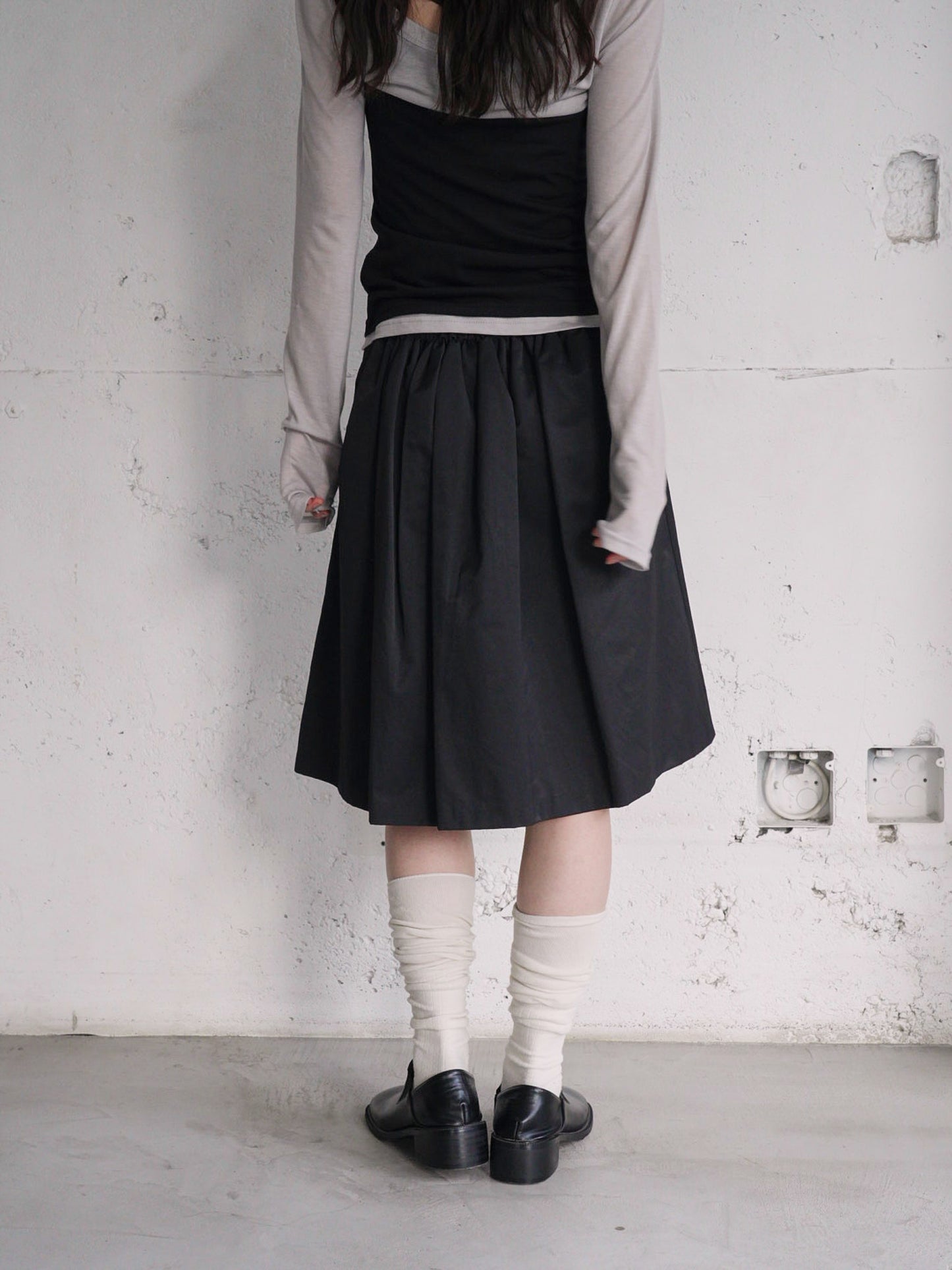 pleats midi skirt