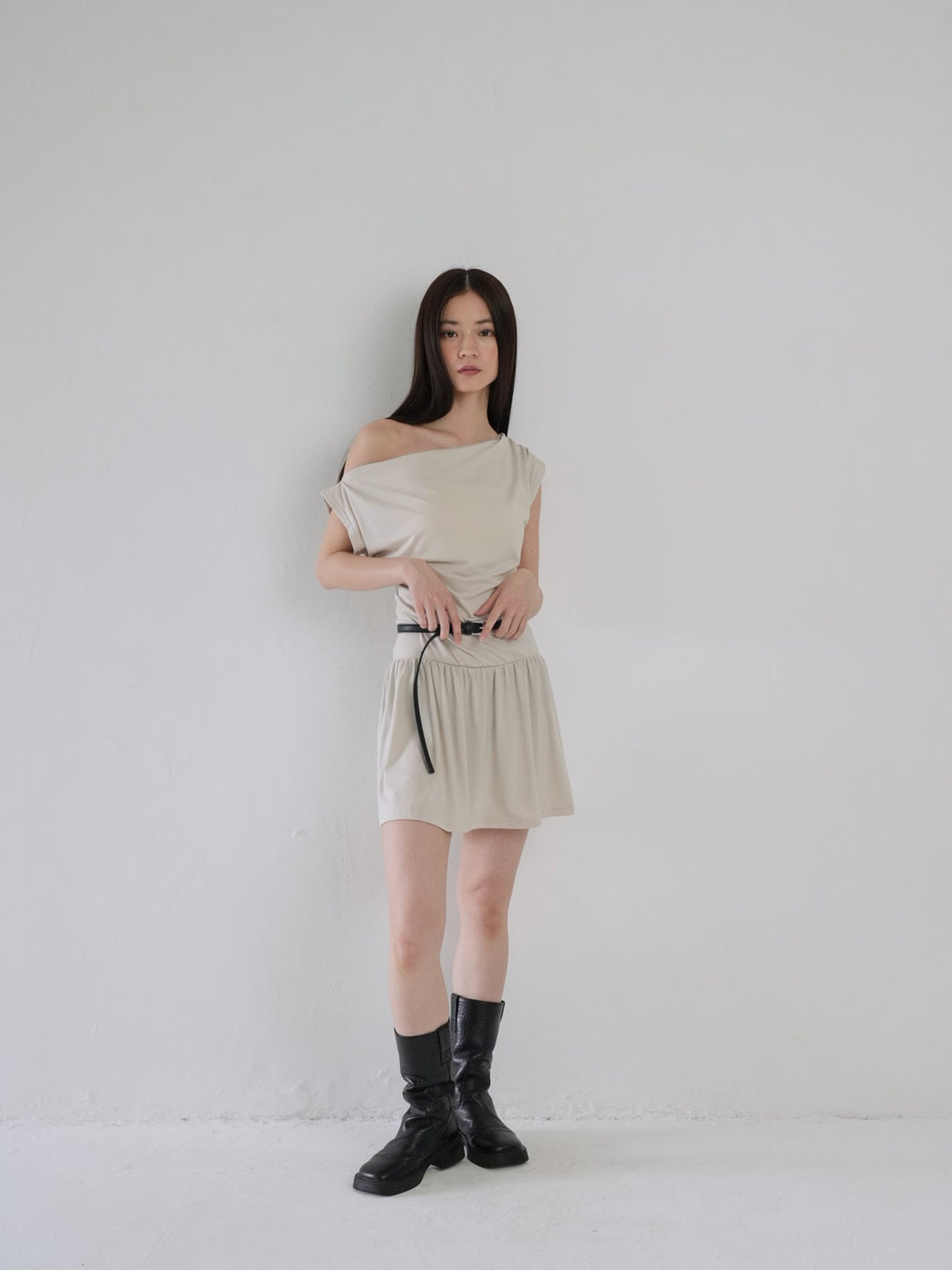 half shoulder gather tops