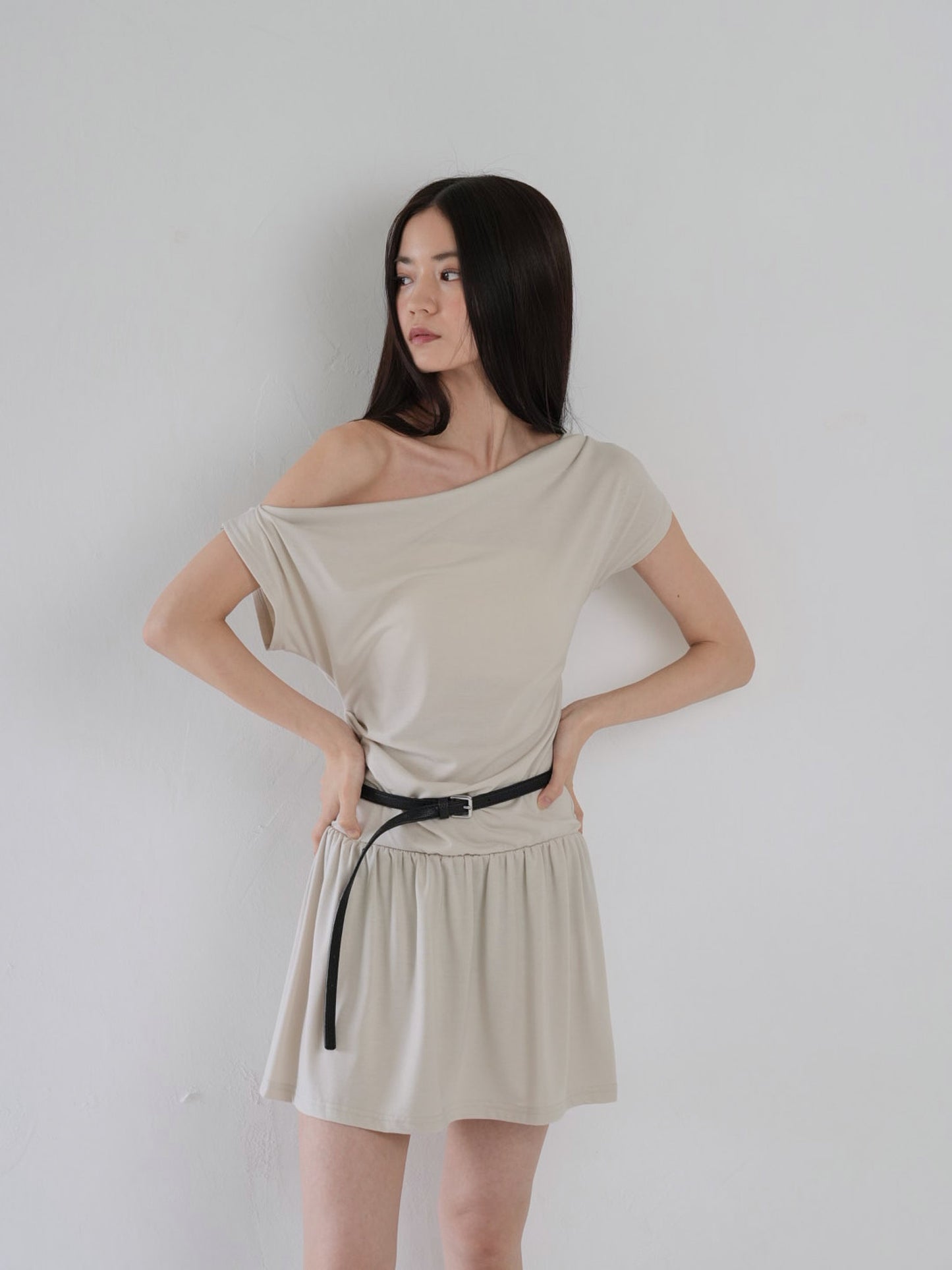 half shoulder gather tops