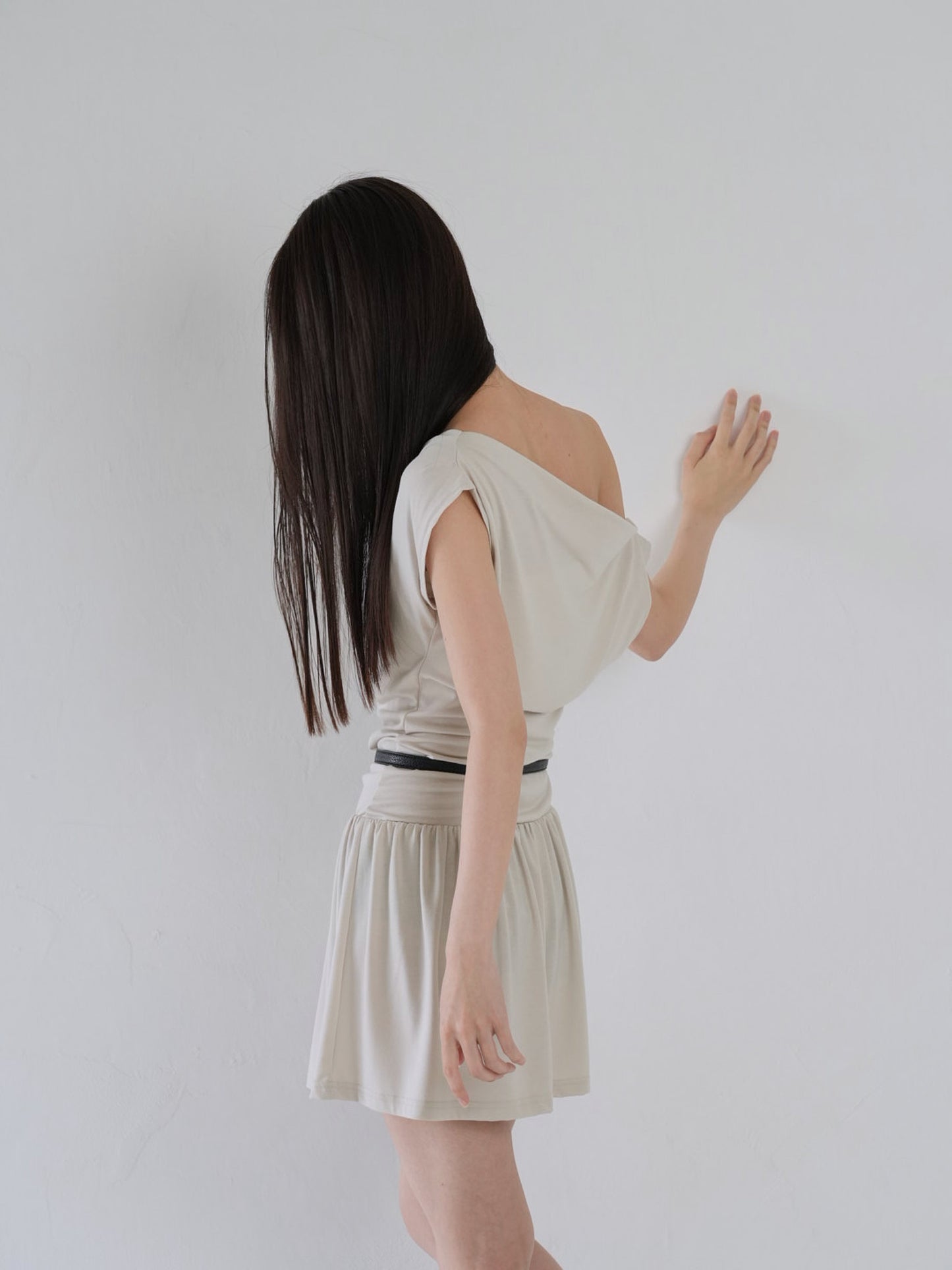 half shoulder gather tops
