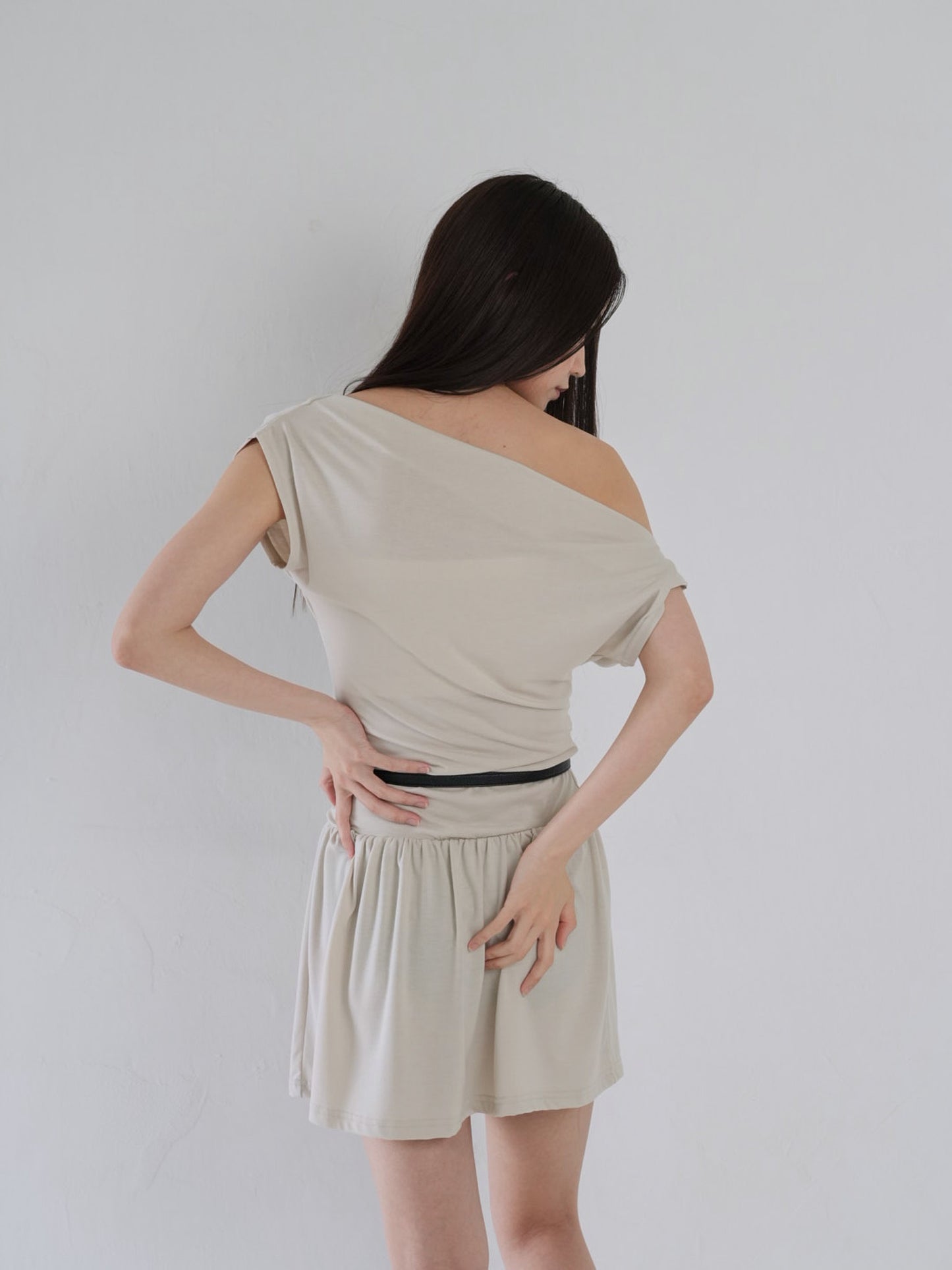 half shoulder gather tops