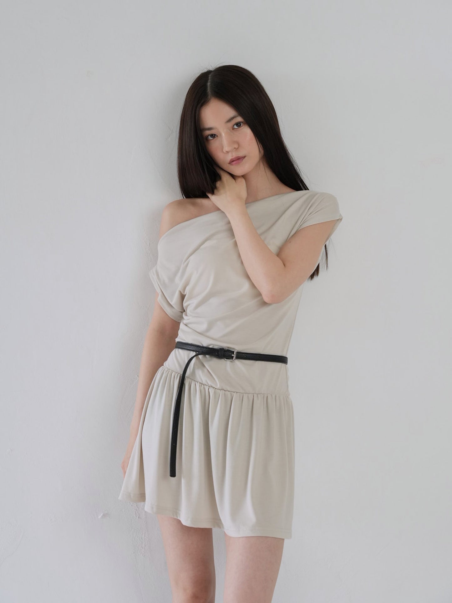 half shoulder gather tops