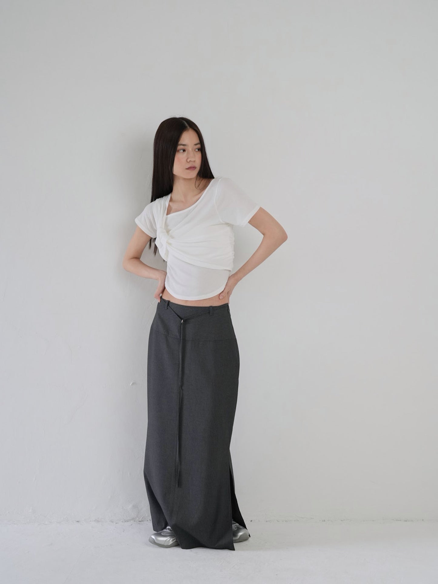 twist crop tee