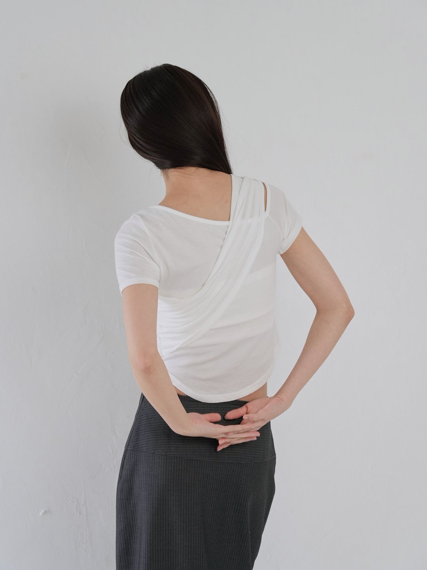 twist crop tee