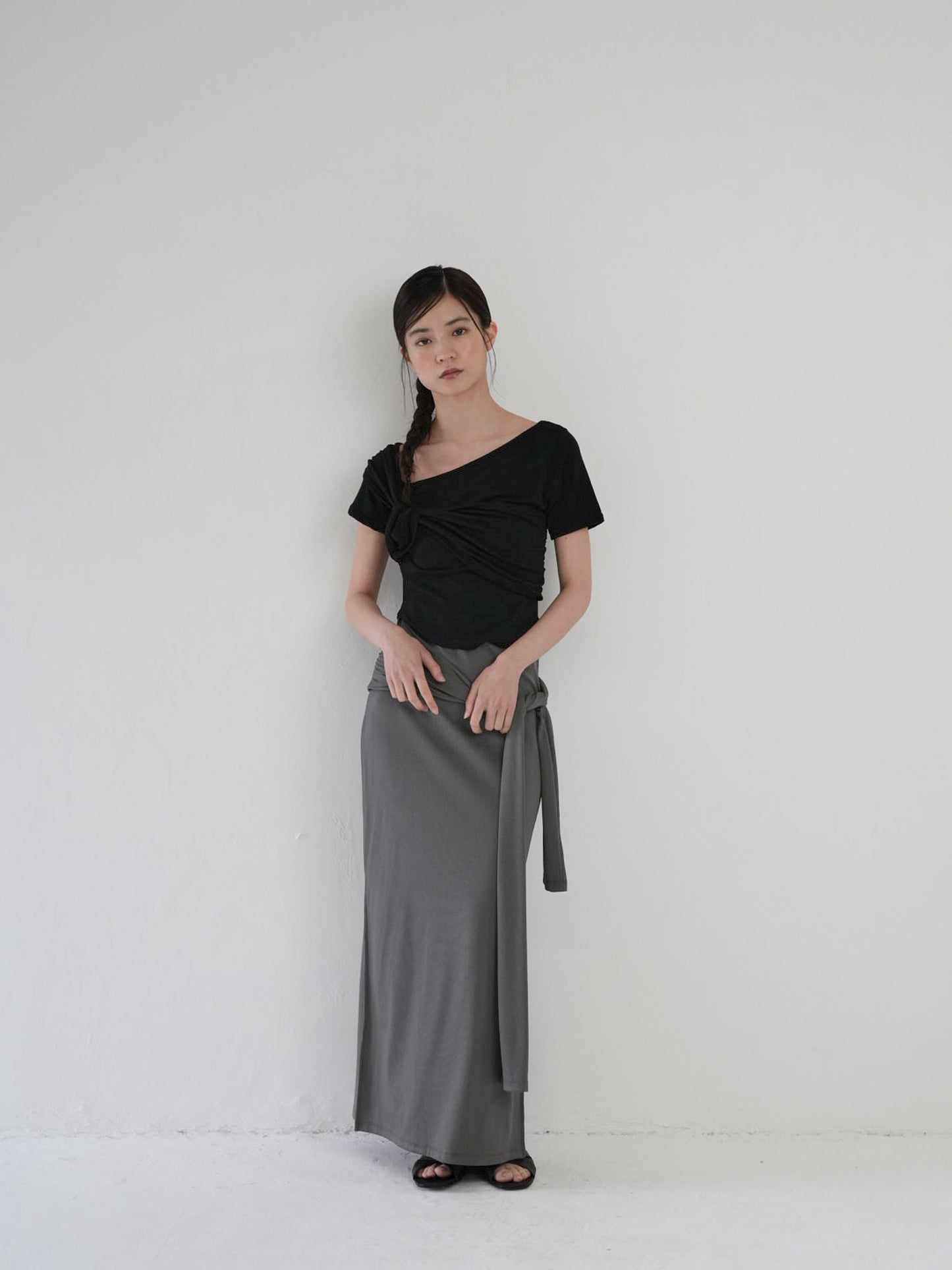 twist crop tee