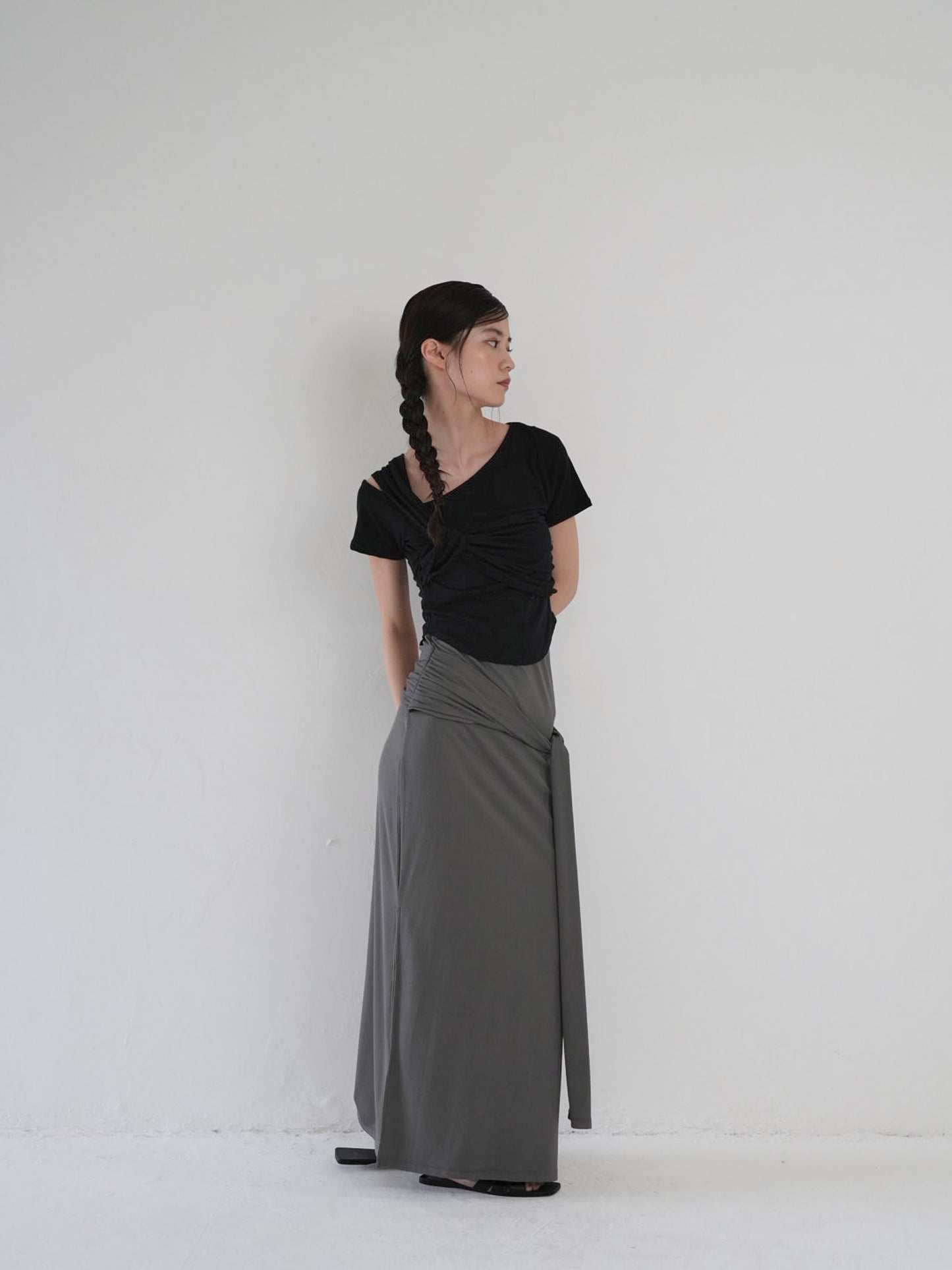 twist crop tee