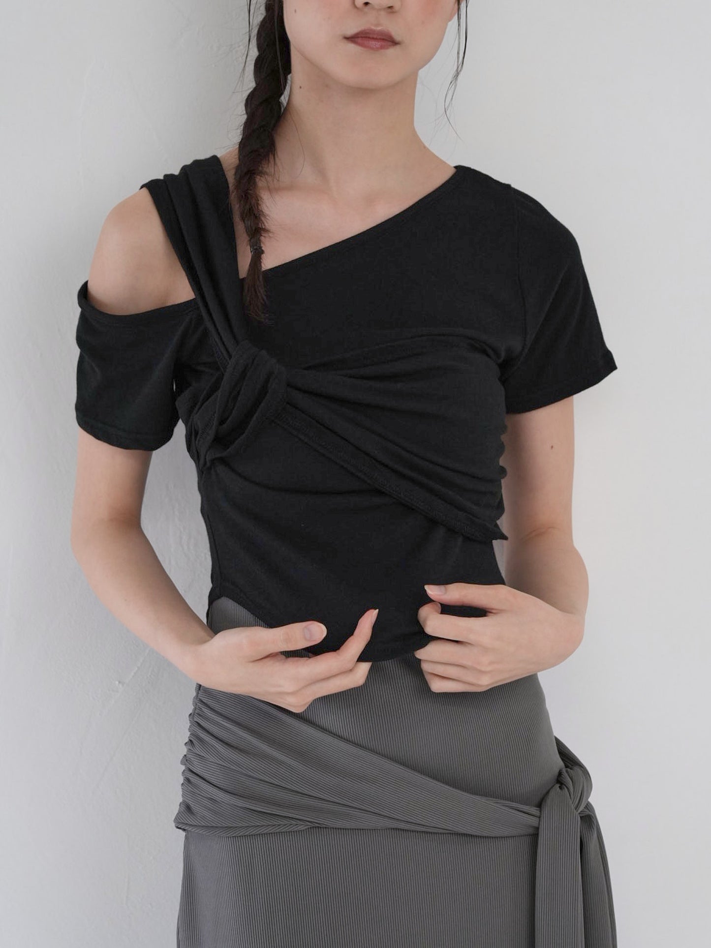twist crop tee