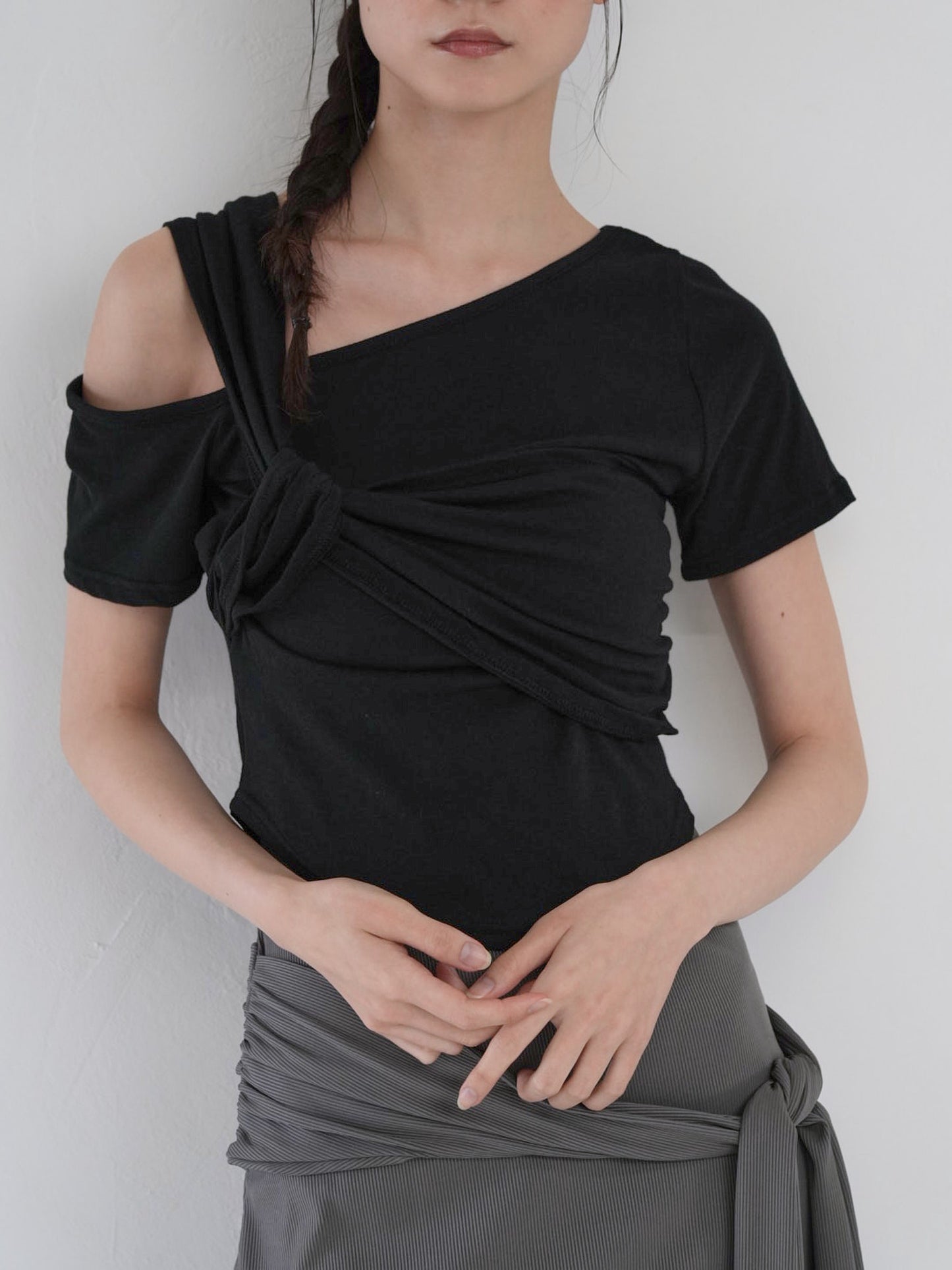 twist crop tee