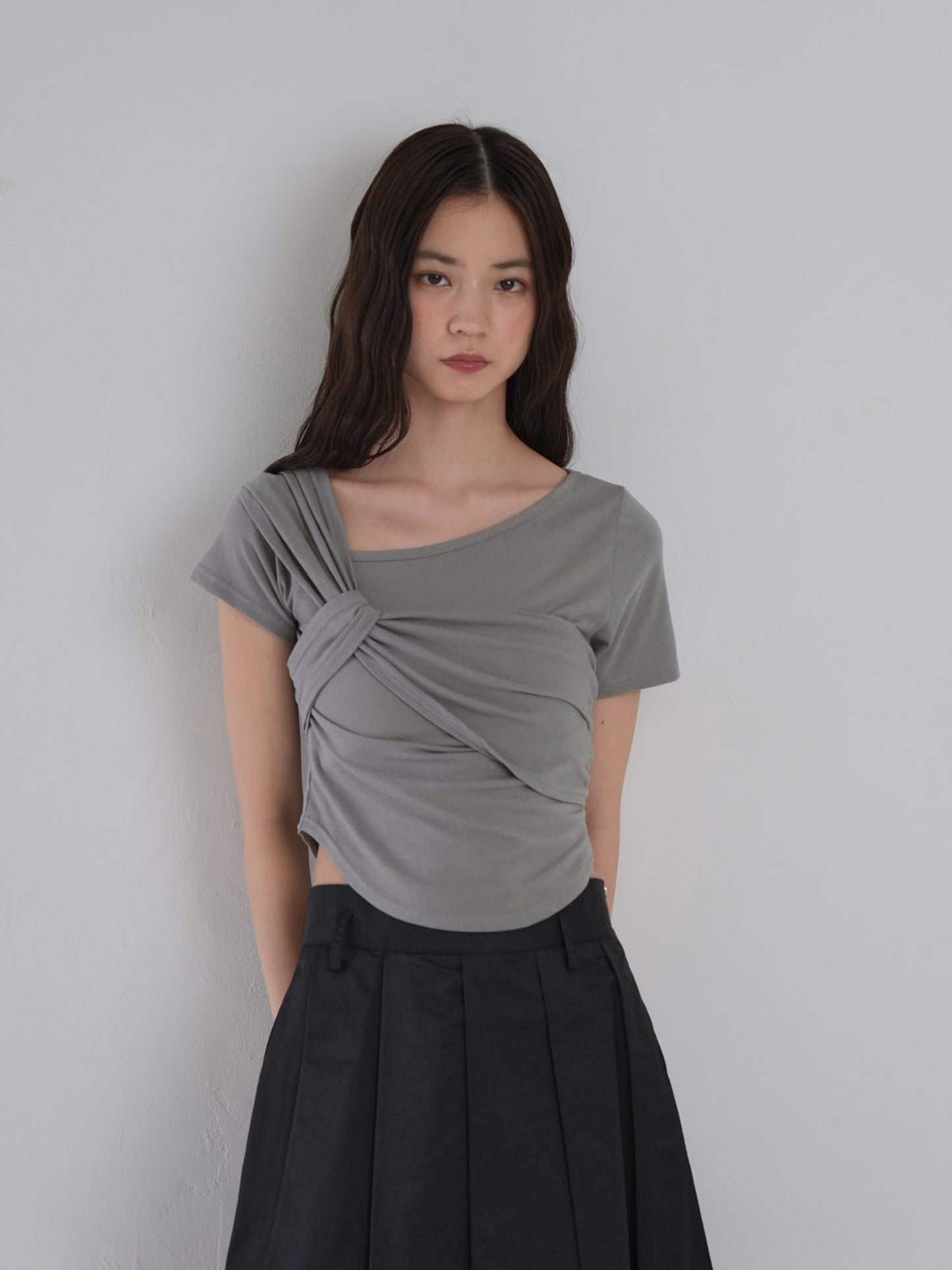 twist crop tee