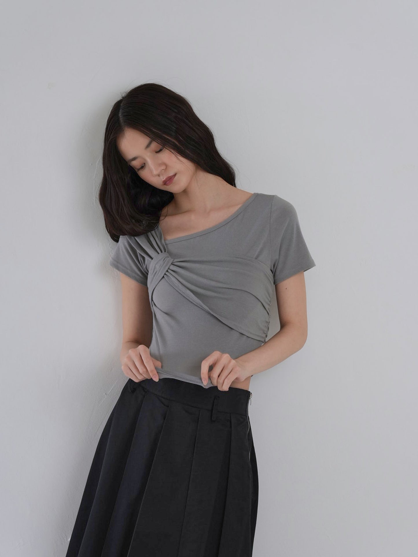 twist crop tee