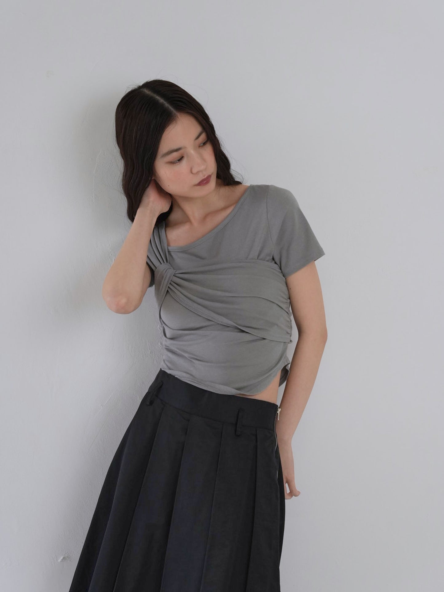 twist crop tee