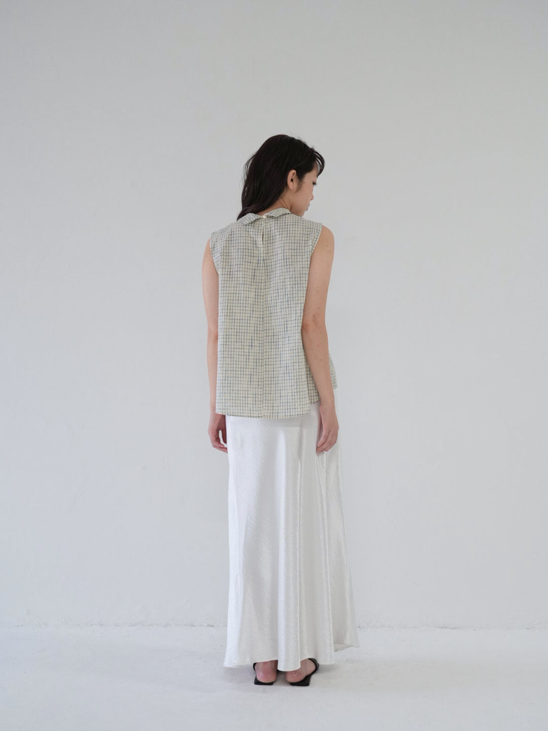 plaid sleeveless