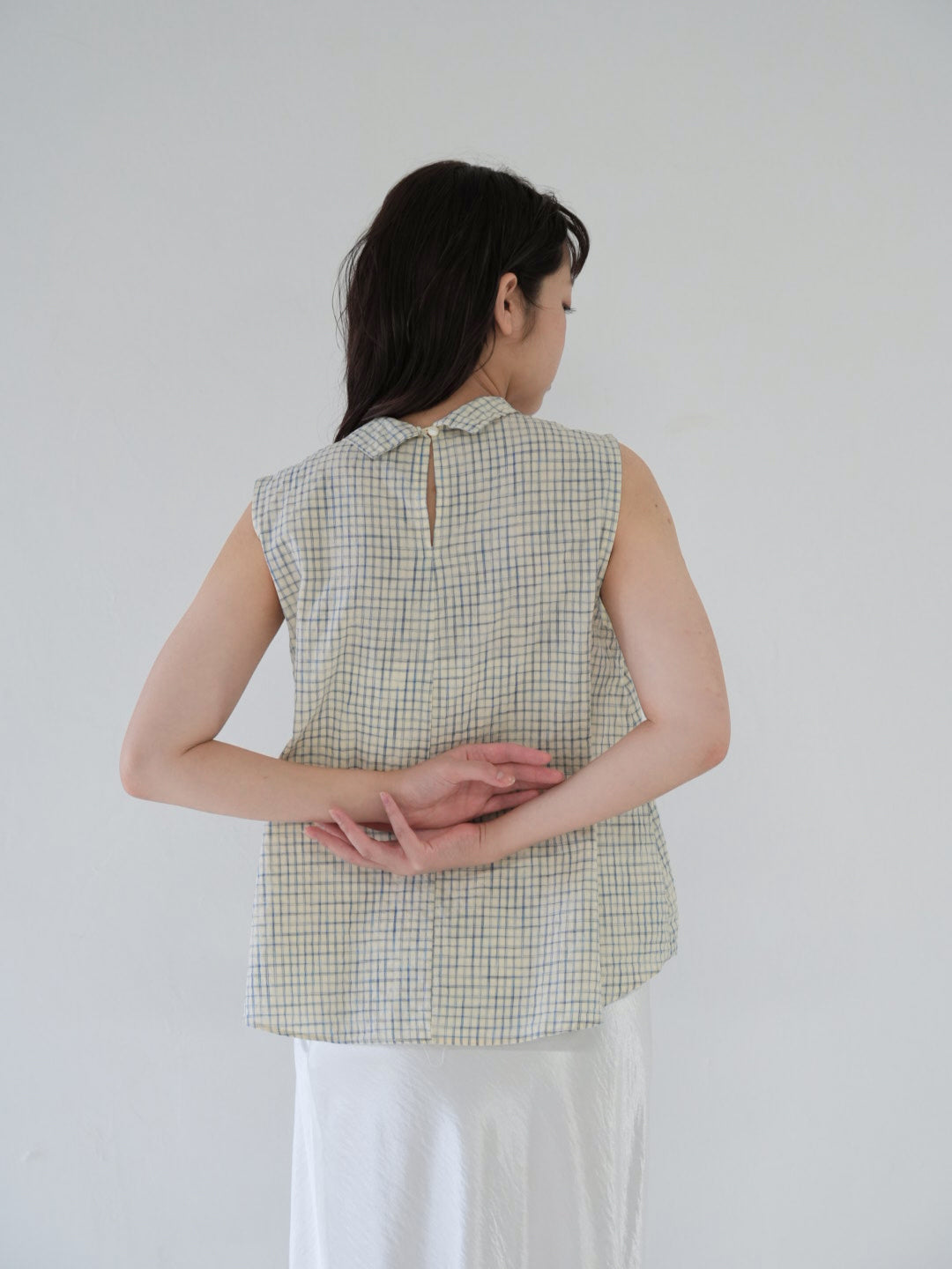 plaid sleeveless
