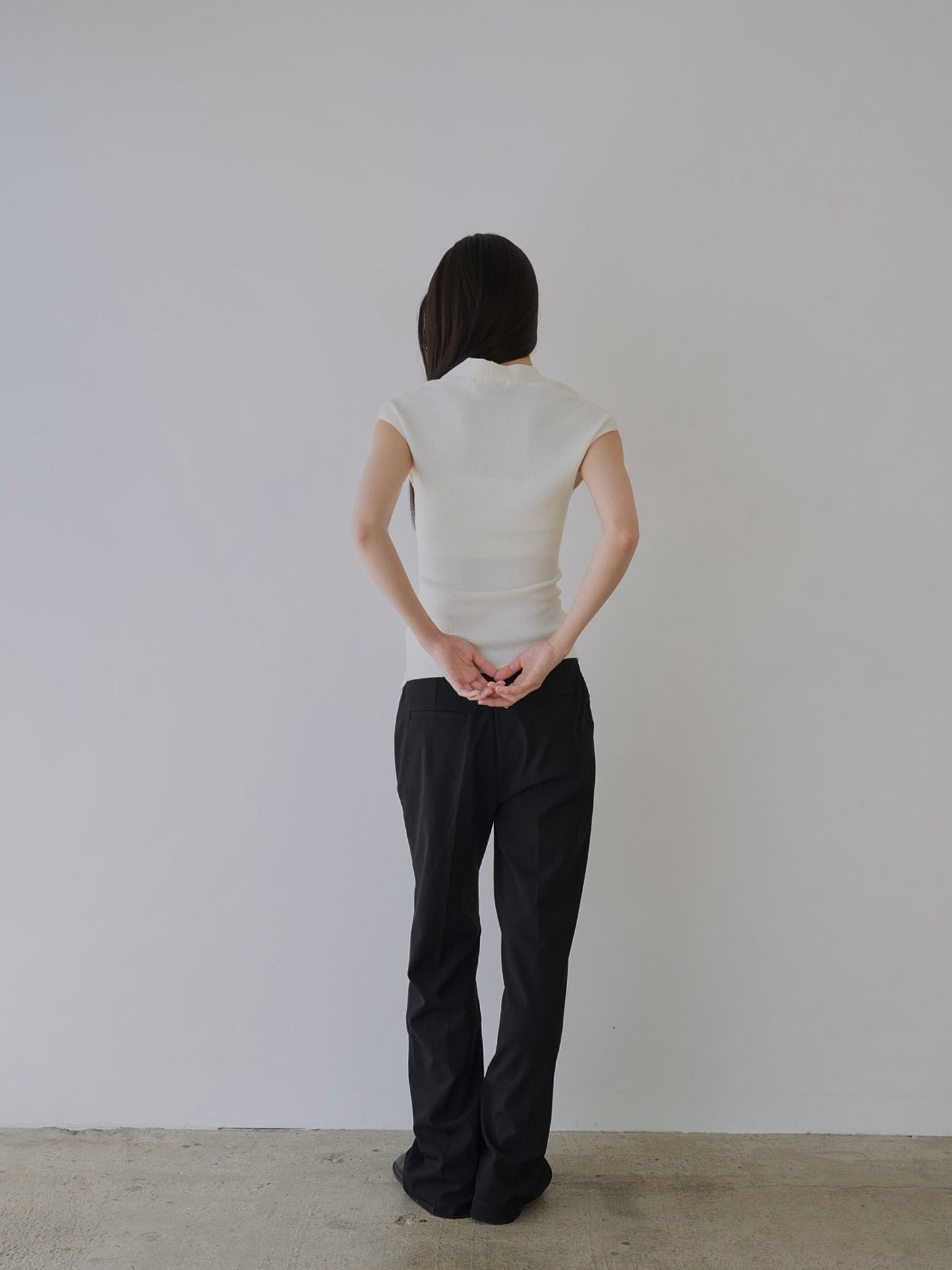 v warp knit top