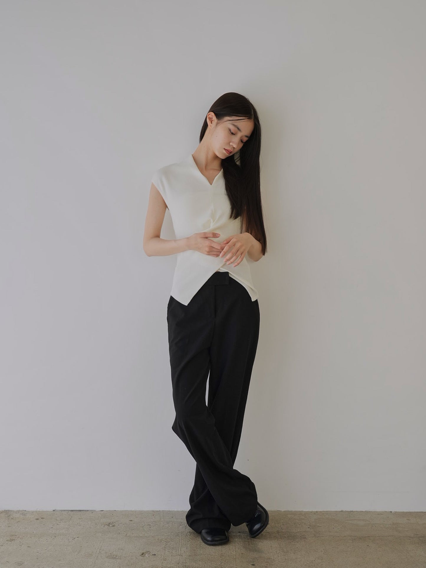 v warp knit top
