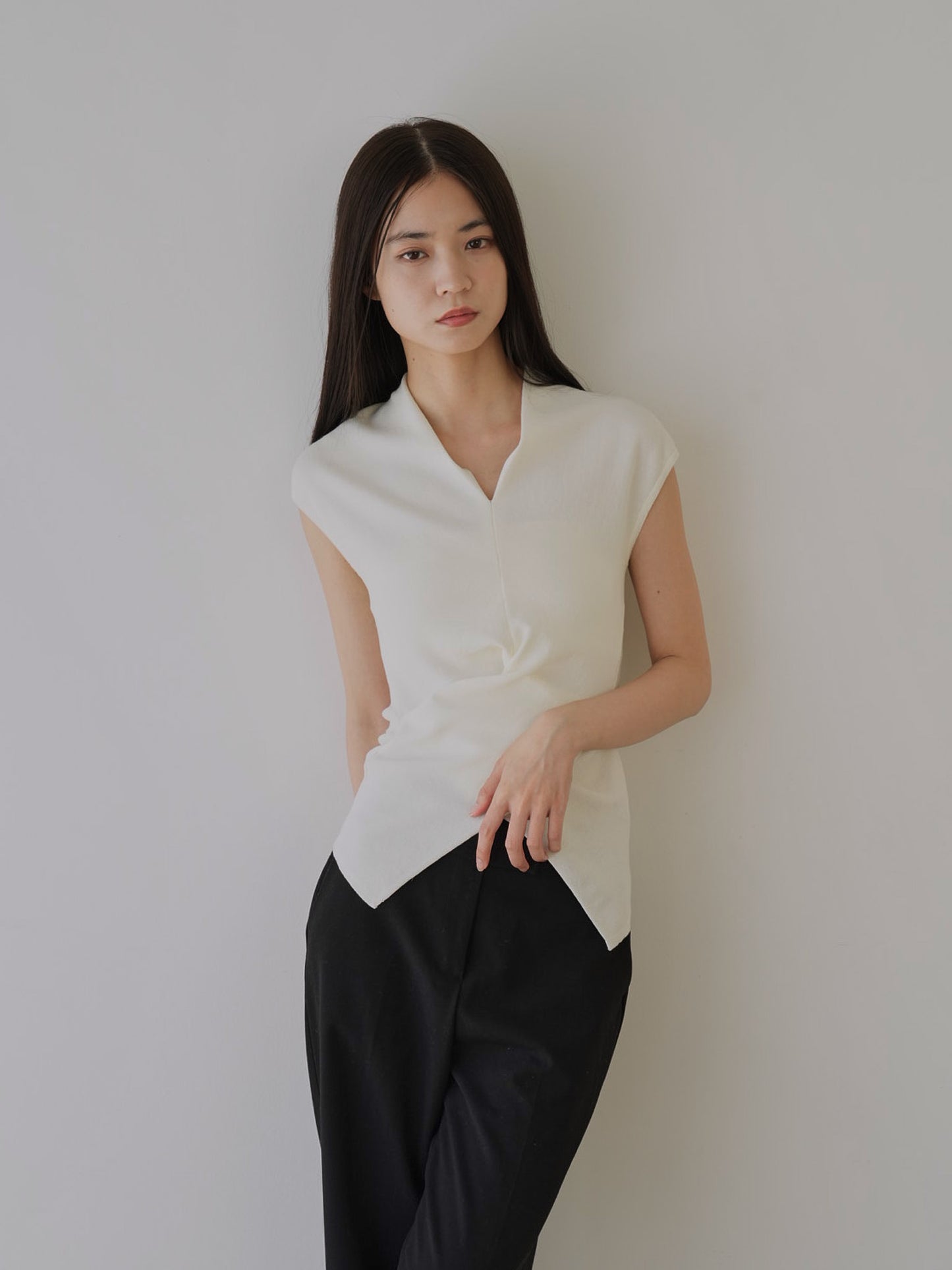 v warp knit top