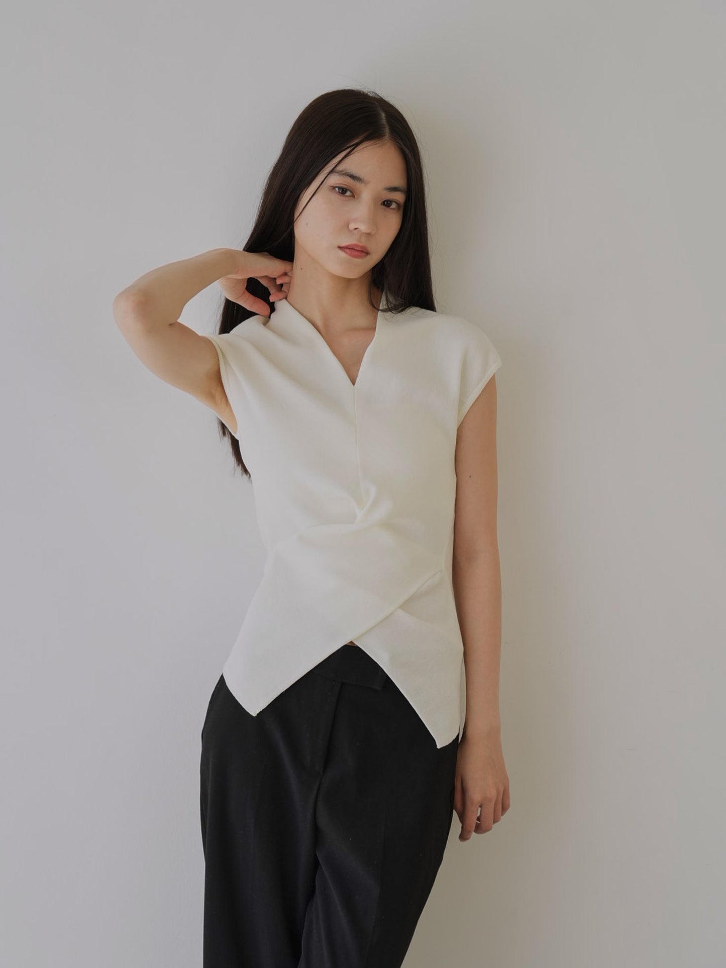 v warp knit top