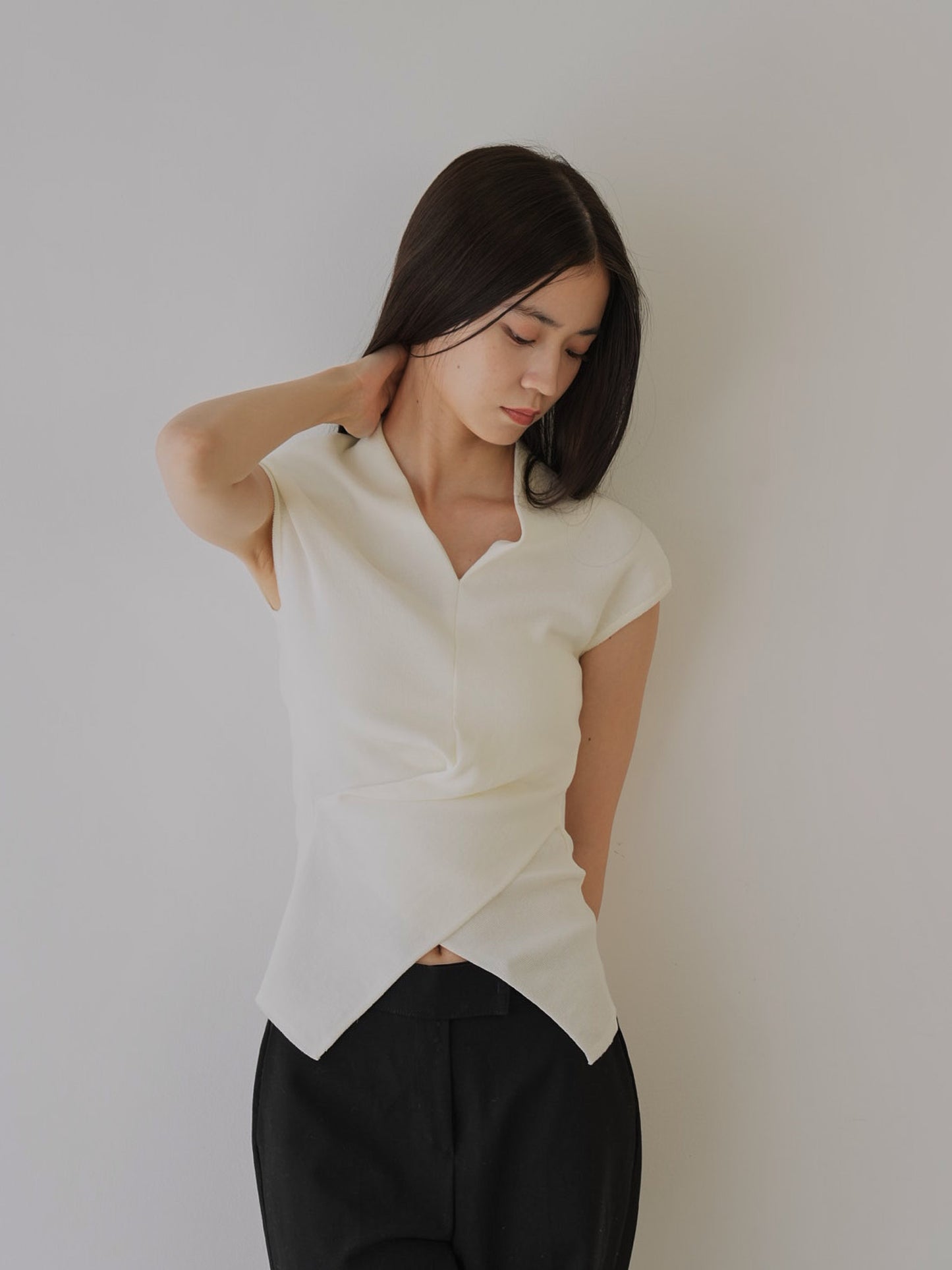 v warp knit top