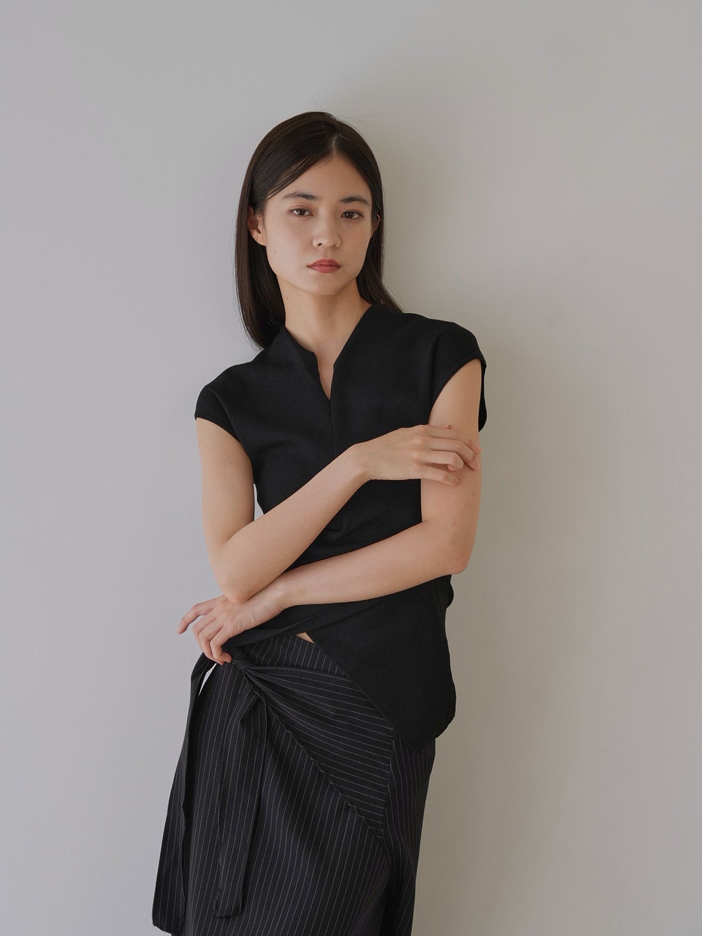 v warp knit top