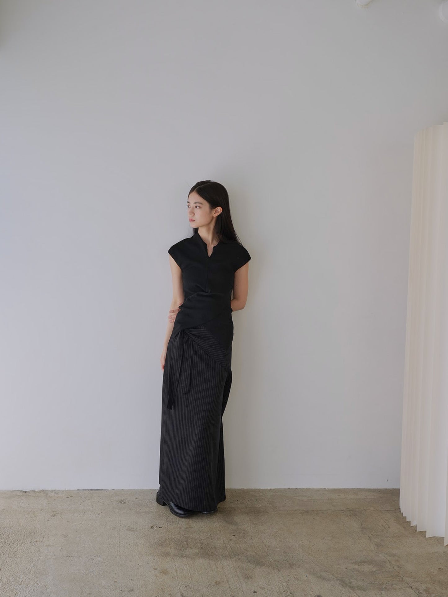 v warp knit top