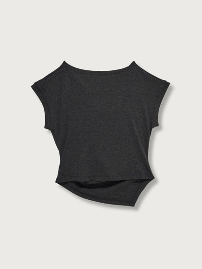 pleats line tee