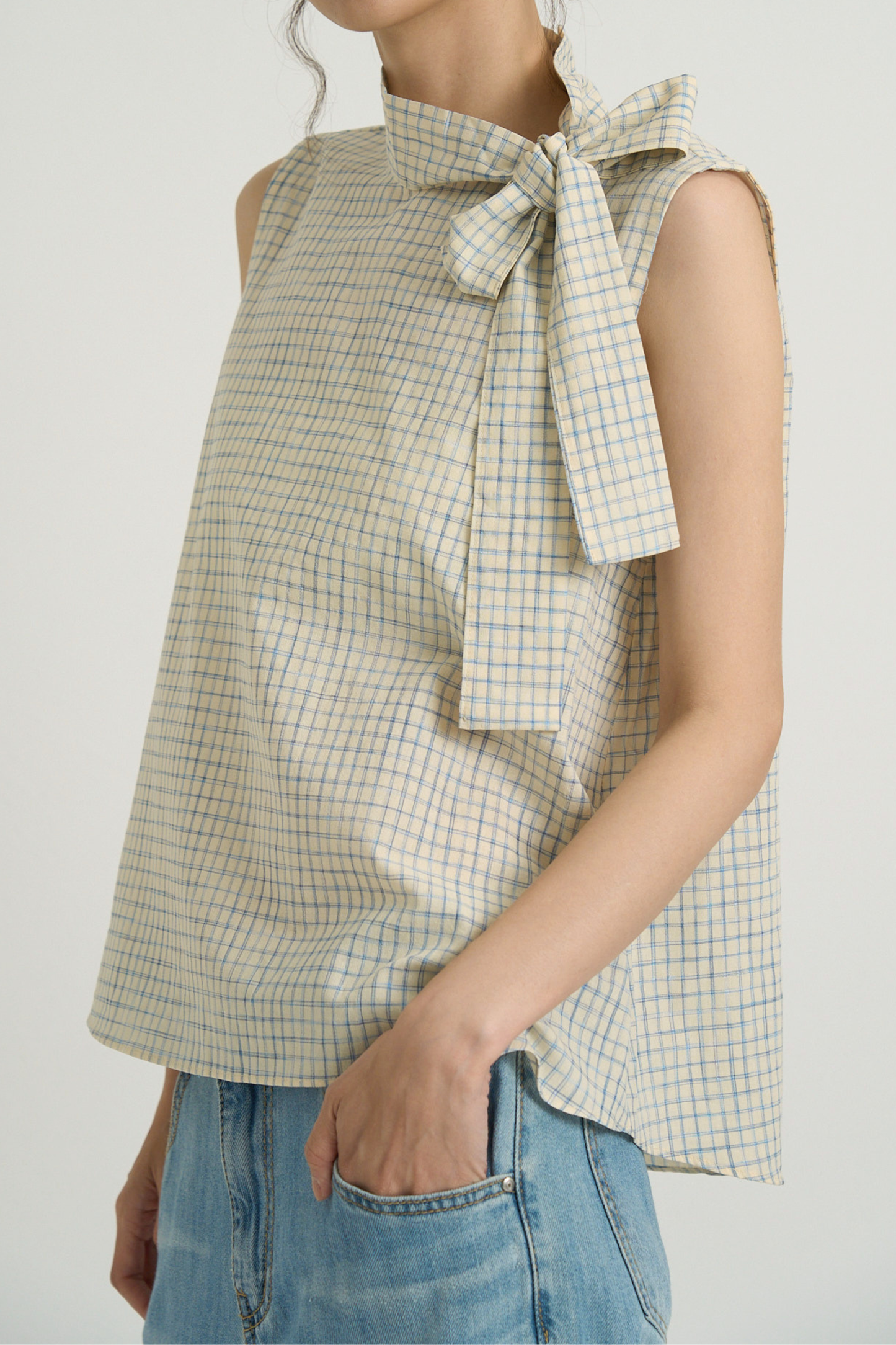 plaid sleeveless