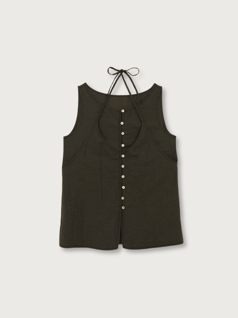 sleeveless halter blouse