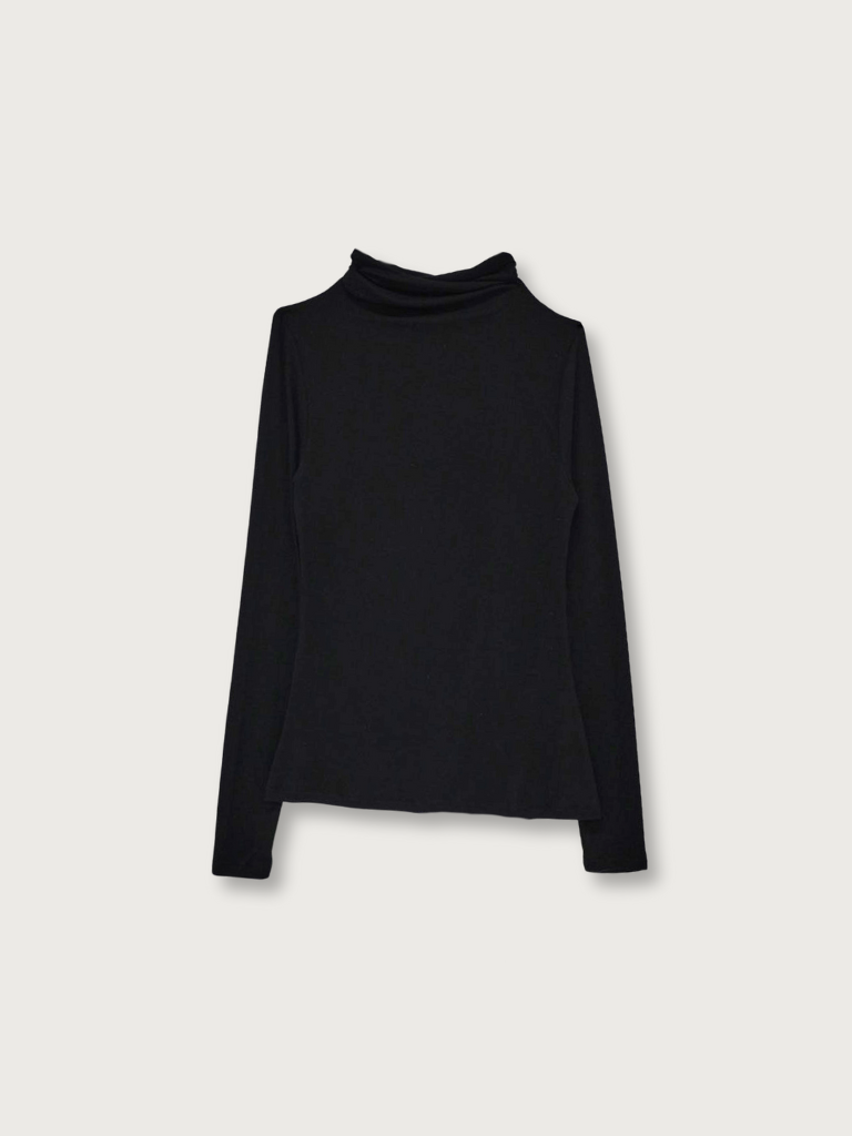 scarf turtleneck top